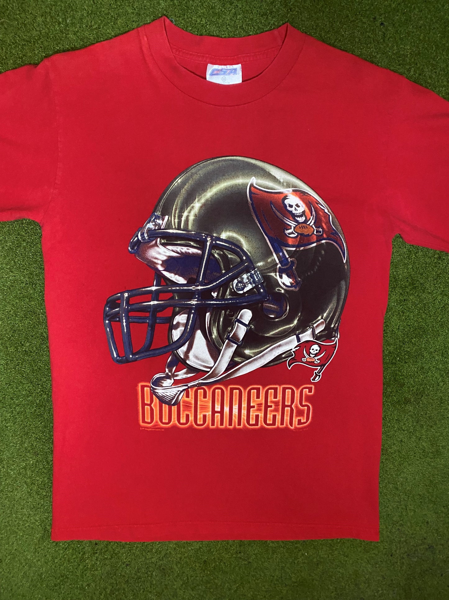 2001 Tampa Bay Buccaneers - Vintage NFL T-Shirt (Medium) - Gametime Vintage
