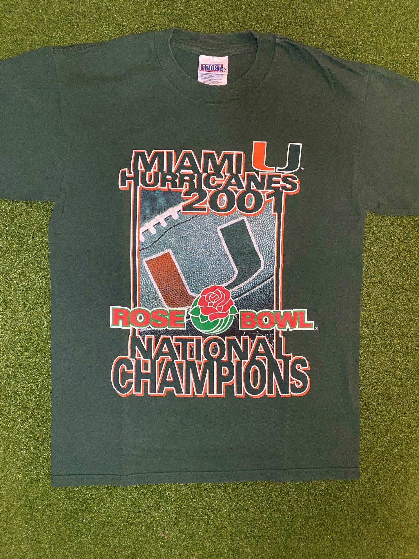 2001 Miami Hurricanes - National Champions - Vintage College Football Tee Shirt (Medium) - Gametime Vintage