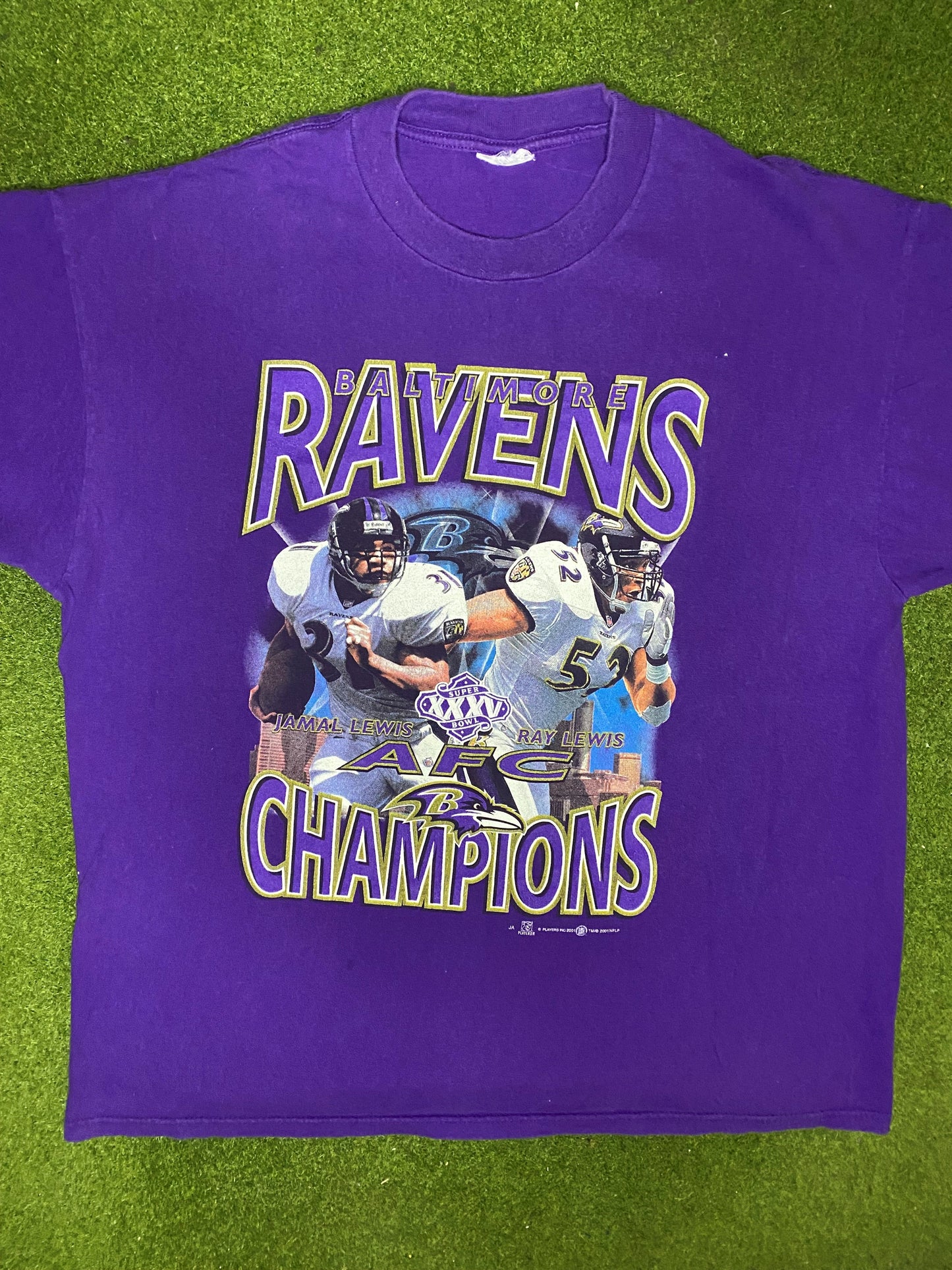 2001 Baltimore Ravens - AFC Champions Ft. Ray Lewis - Vintage NFL T-Shirt (XL) - Gametime Vintage