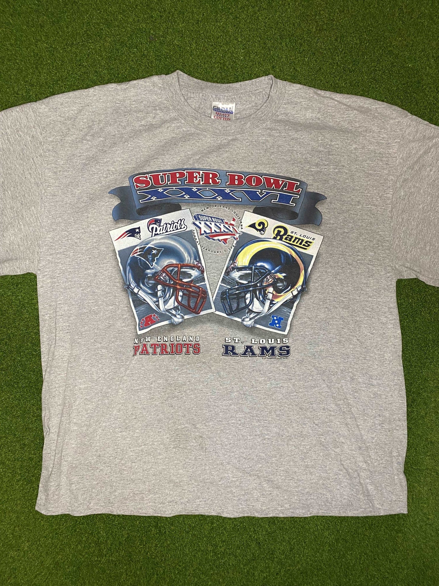 2001 Super Bowl XXXVI - Patriots vs Rams - Vintage NFL Tee Shirt (2XL) - Gametime Vintage