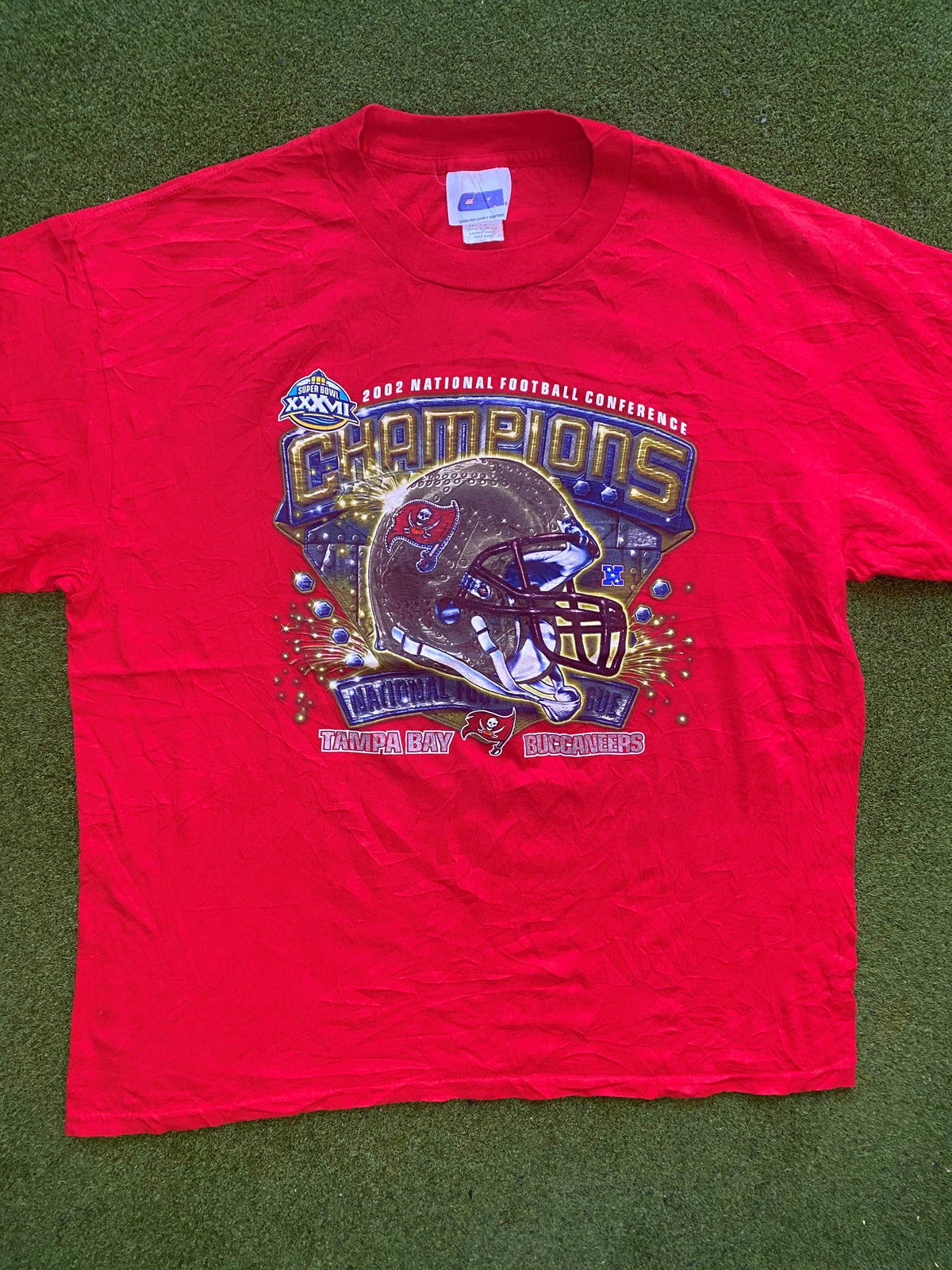 2002 Tampa Bay Buccaneers - NFC Champions - Vintage NFL T-Shirt (XL) - Gametime Vintage