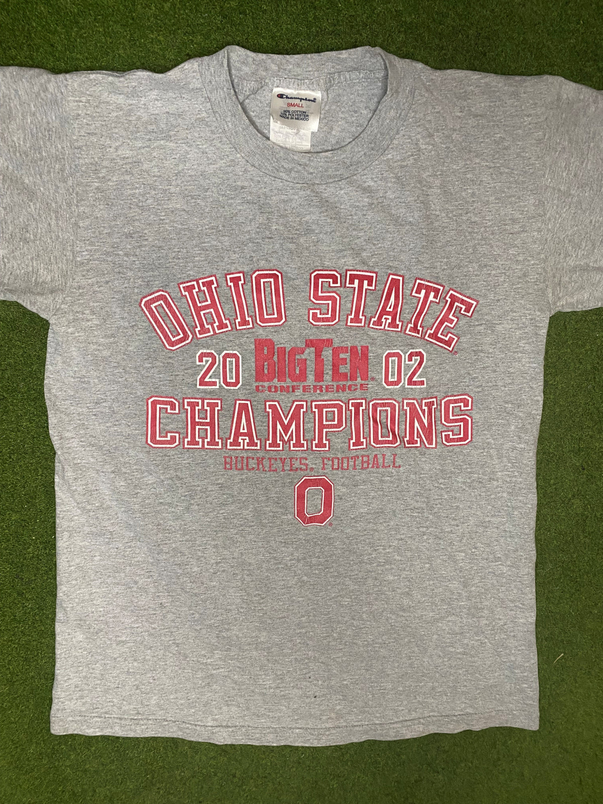 2002 Ohio State Buckeyes - Big 10 Champions - Vintage College T Shirt (Small) - Gametime Vintage