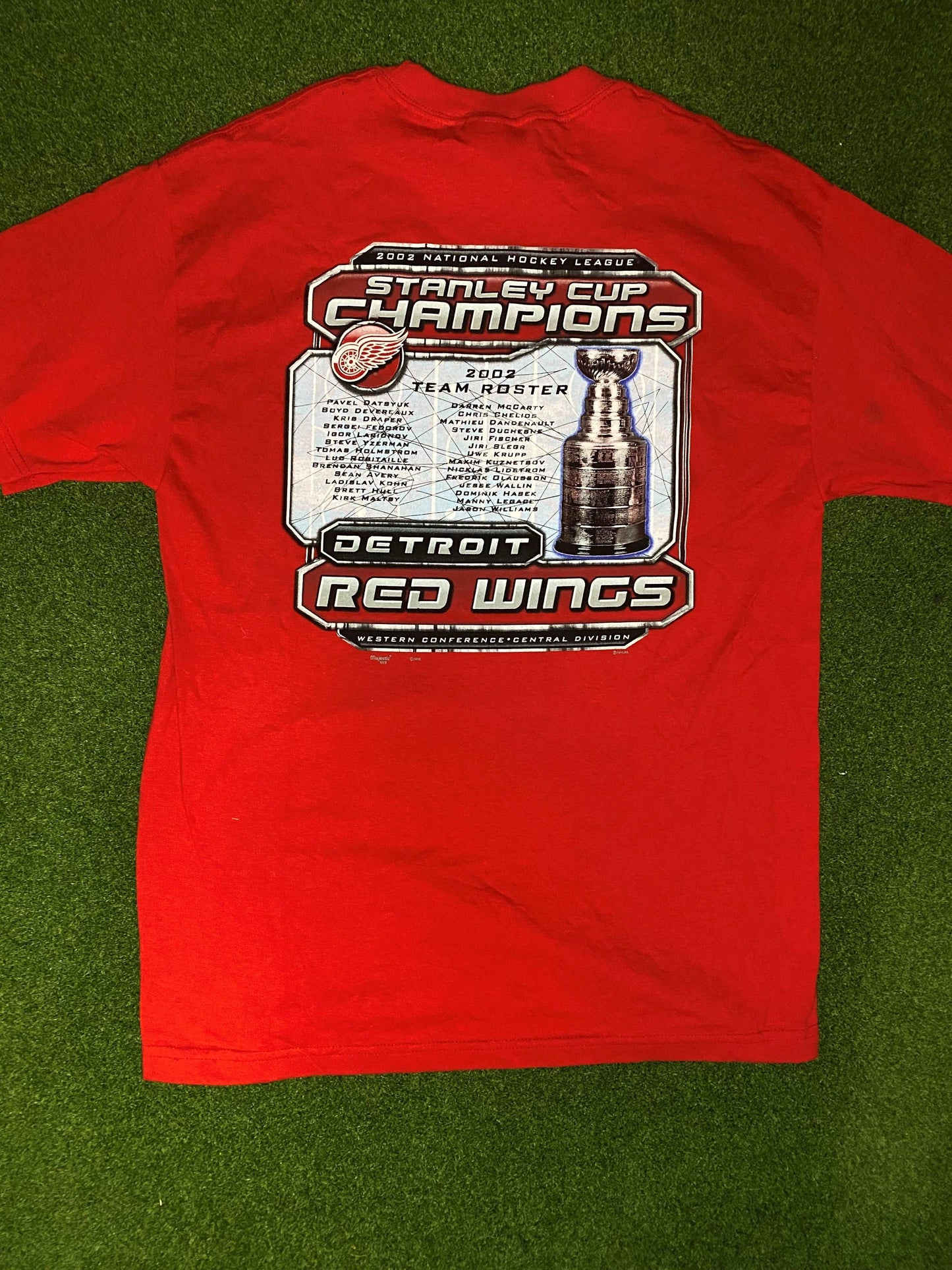 2002 Detroit Red Wings - Stanley Cup Champions - Double Sided - Vintage NHL Tee Shirt (Large) - Gametime Vintage