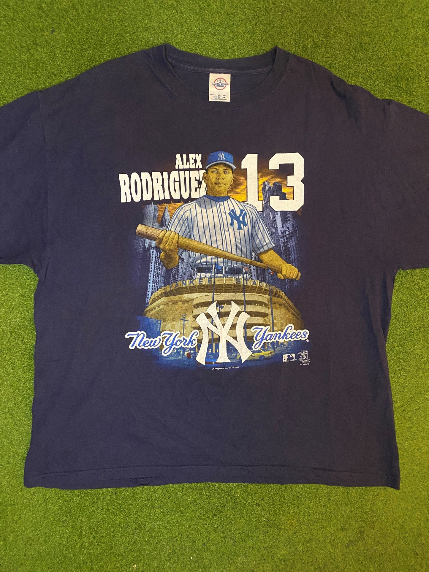2004 New York Yankees - Alex Rodriguez - Vintage MLB Player T-Shirt (XL) - Gametime Vintage