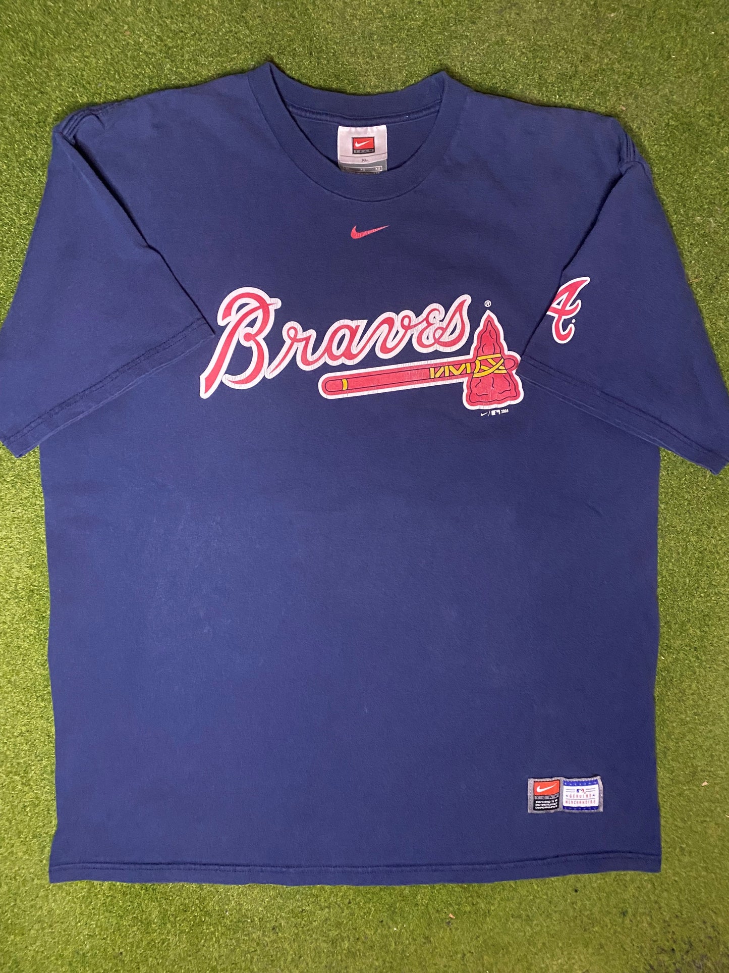 2004 Atlanta Braves - Vintage MLB Tee (XL) - Gametime Vintage