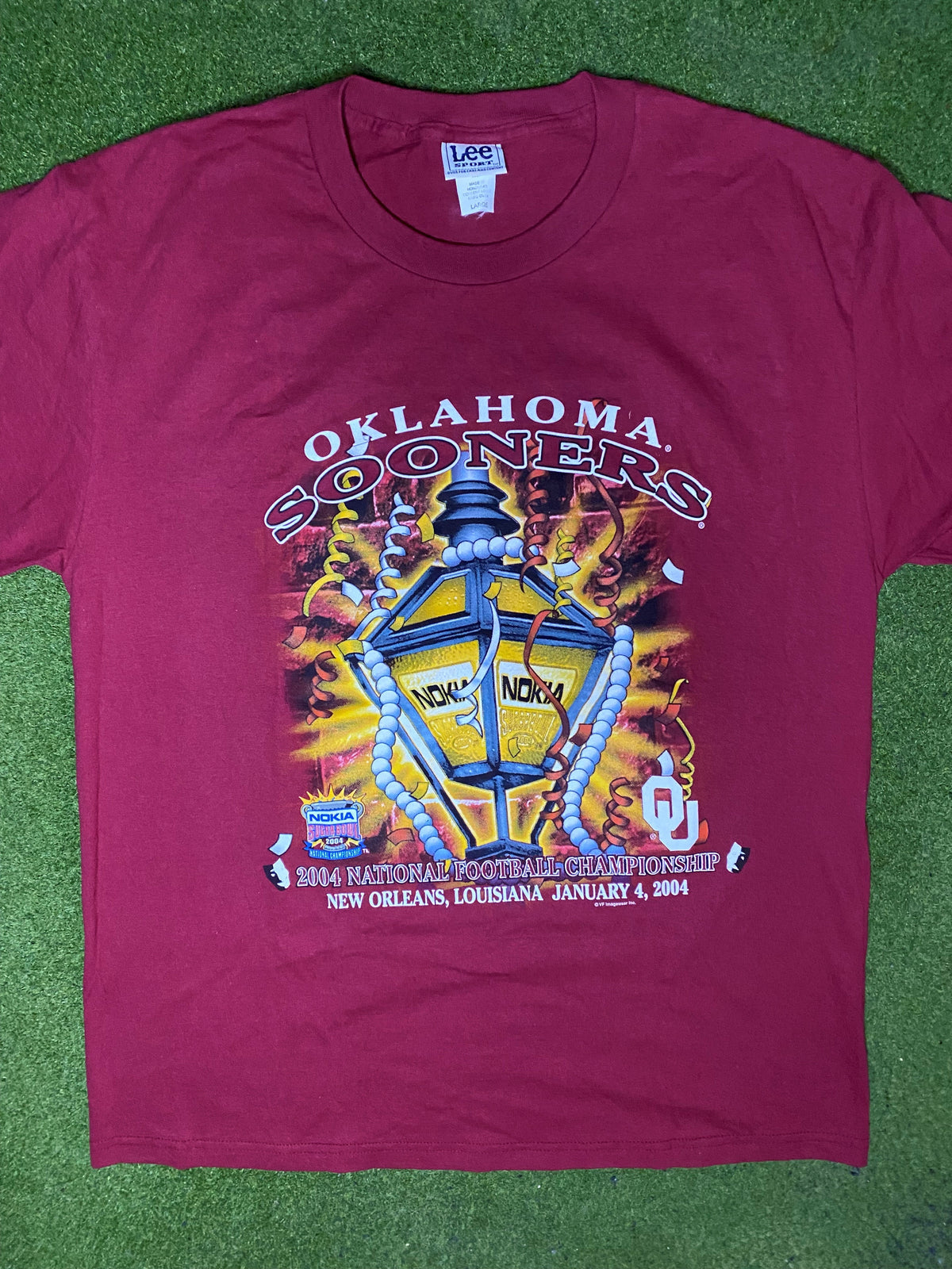 2004 Oklahoma Sooners - Nokia Sugar Bowl - Vintage College T Shirt (Large) - Gametime Vintage