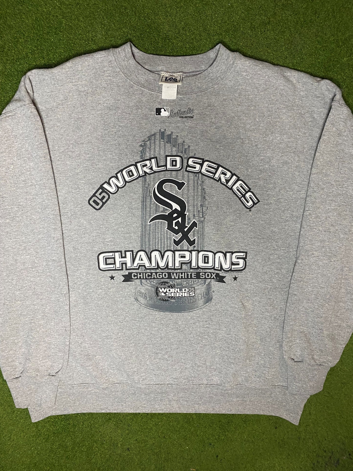 2005 Chicago White Sox - World Series Champions - Vintage MLB Sweatshirt ( - Gametime Vintage