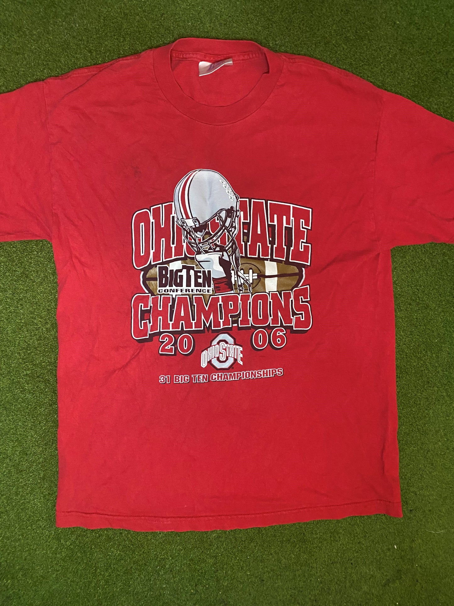2006 Ohio State Buckeyes - Big Ten Champions - Vintage College Football T-Shirt (Large) - Gametime Vintage