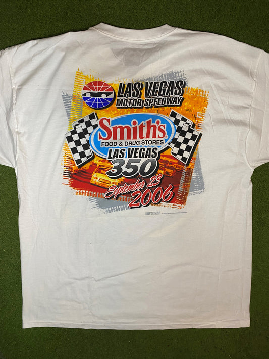 2006 Smith's Food and Drug Stores 350 - Las Vegas - Vintage NASCAR T-Shirt (2XL) - Gametime Vintage