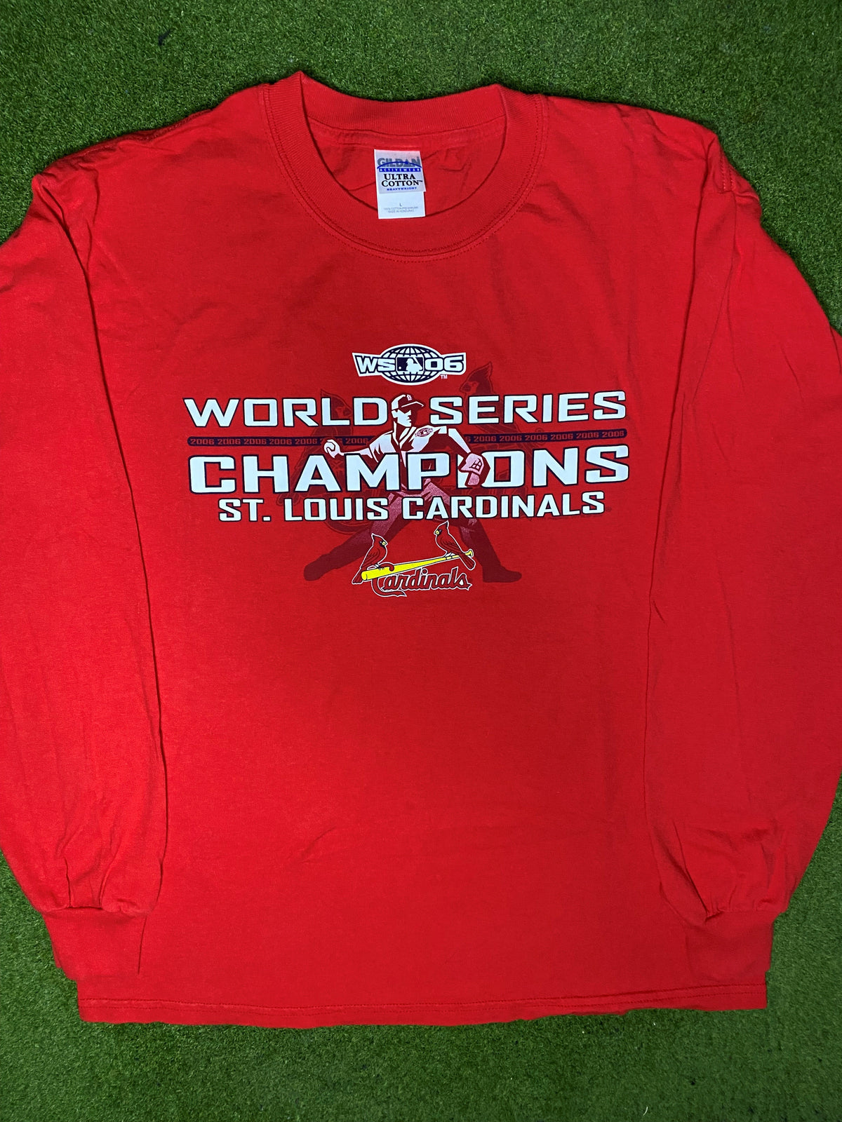 2006 St. Louis Cardinals - World Series Champions - Vintage MLB Long Sleeve (Large) - Gametime Vintage