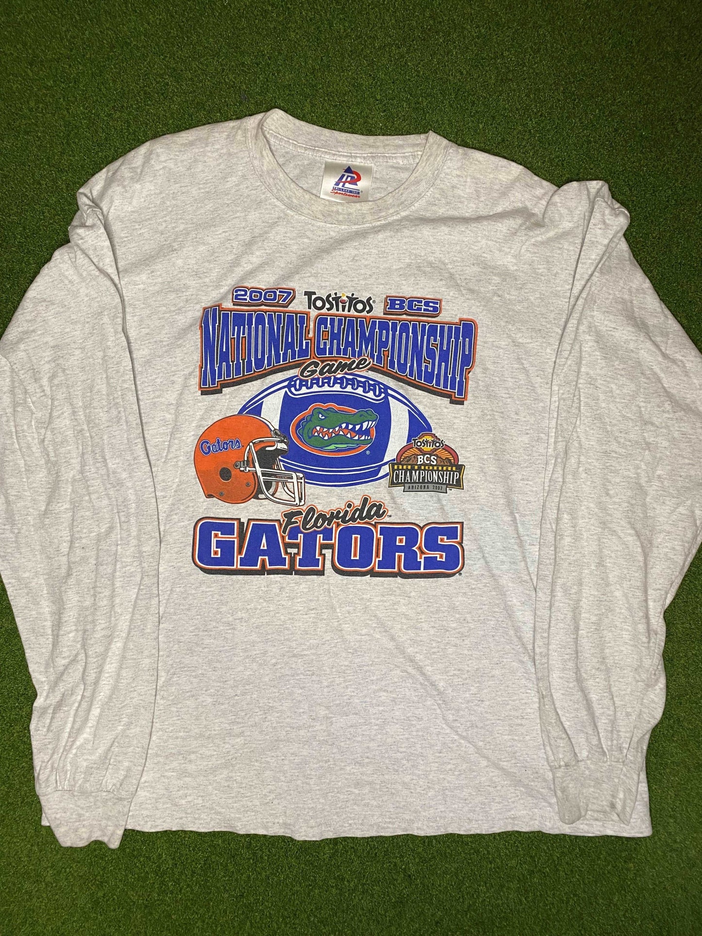 2007 Florida Gators - National Champions - Vintage College Football Long Sleeve Shirt (2XL) - Gametime Vintage