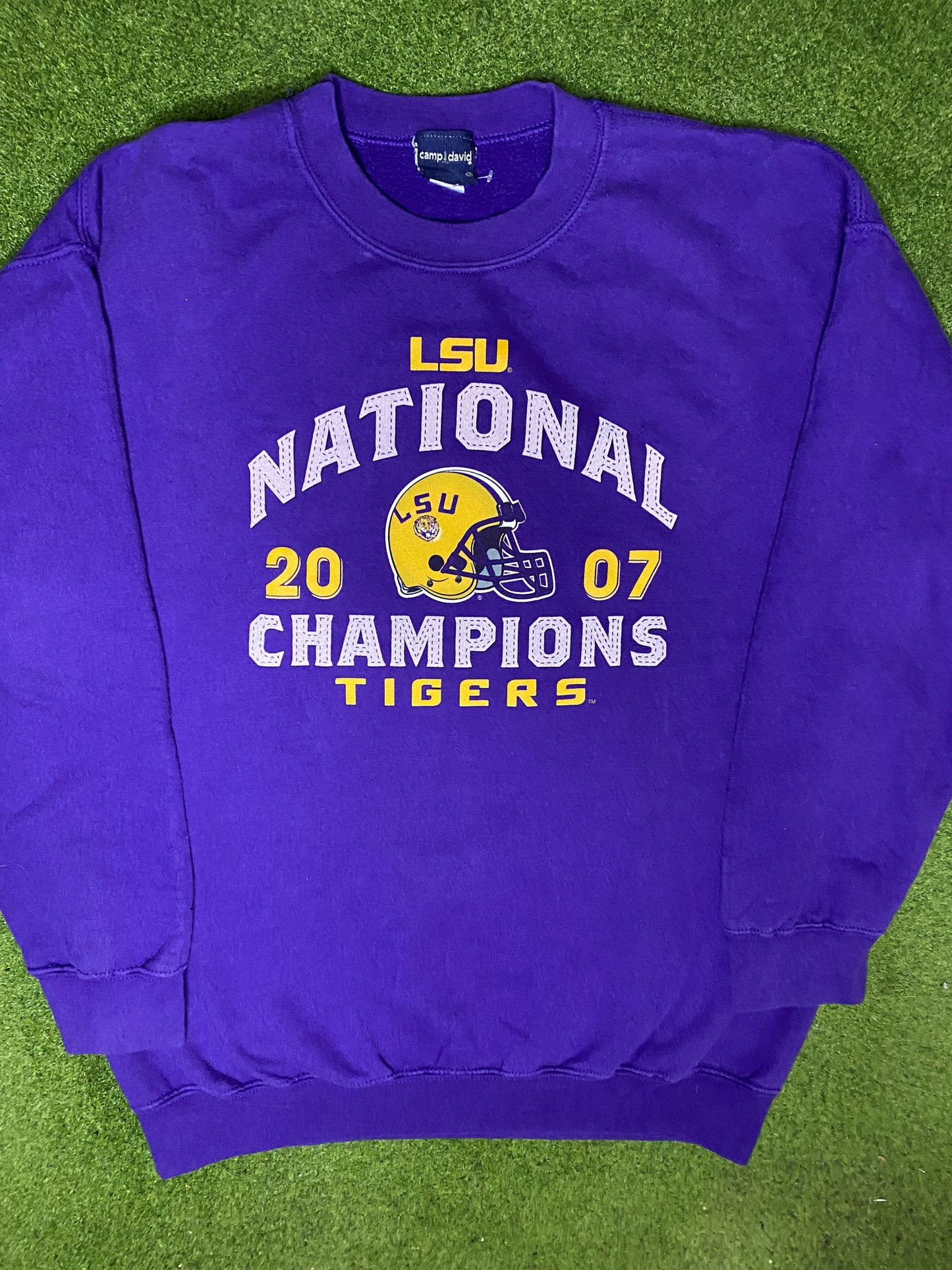 2007 LSU Tigers - National Champions - Vintage College Sweatshirt (Large) - Gametime Vintage