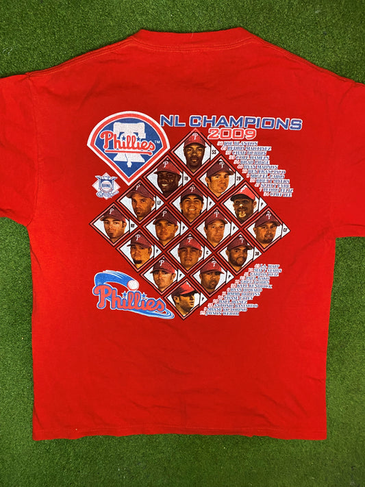 2009 Philadelphia Phillies - Back to Back NL Champions - Vintage MLB T-Shirt (Large) - Gametime Vintage