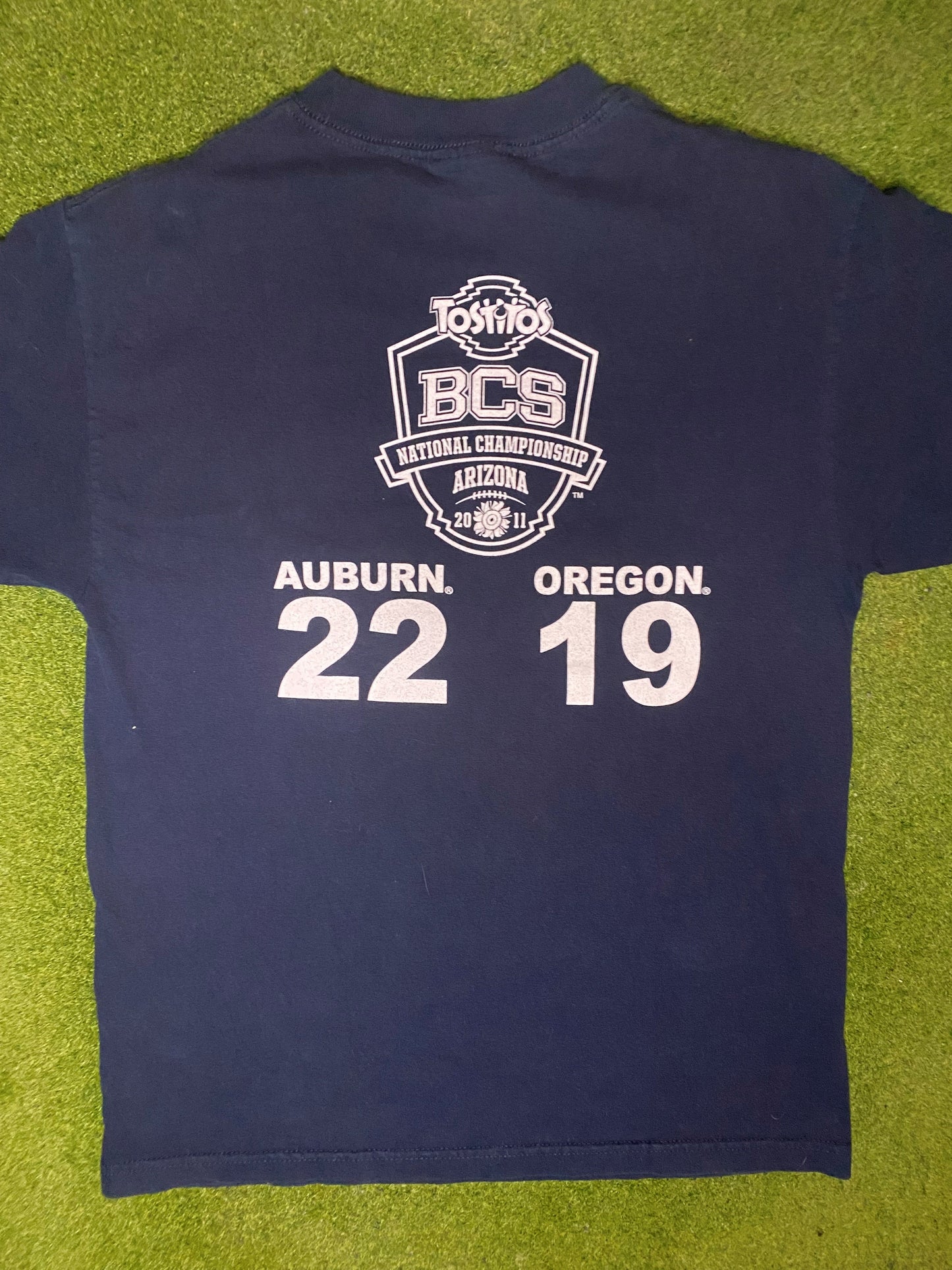 2010 Auburn Tigers - National Champions - Vintage College T Shirt (Medium) - Gametime Vintage