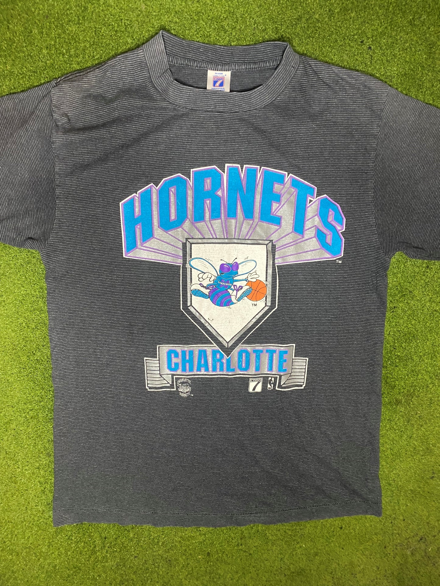 80s Charlotte Hornets - Vintage NBA T-Shirt (Large) - Gametime Vintage
