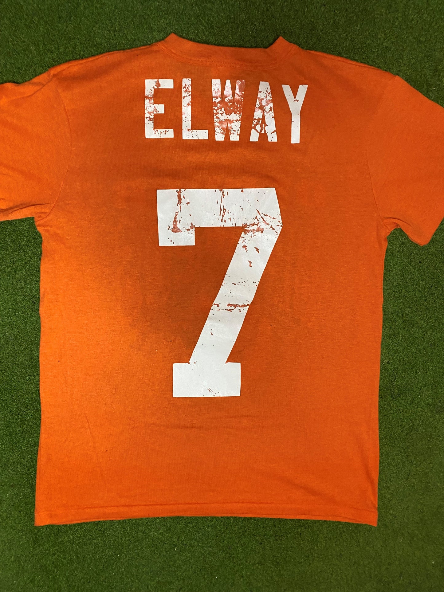 80s Denver Broncos - Elway - Vintage NFL T-Shirt (Large) - Gametime Vintage