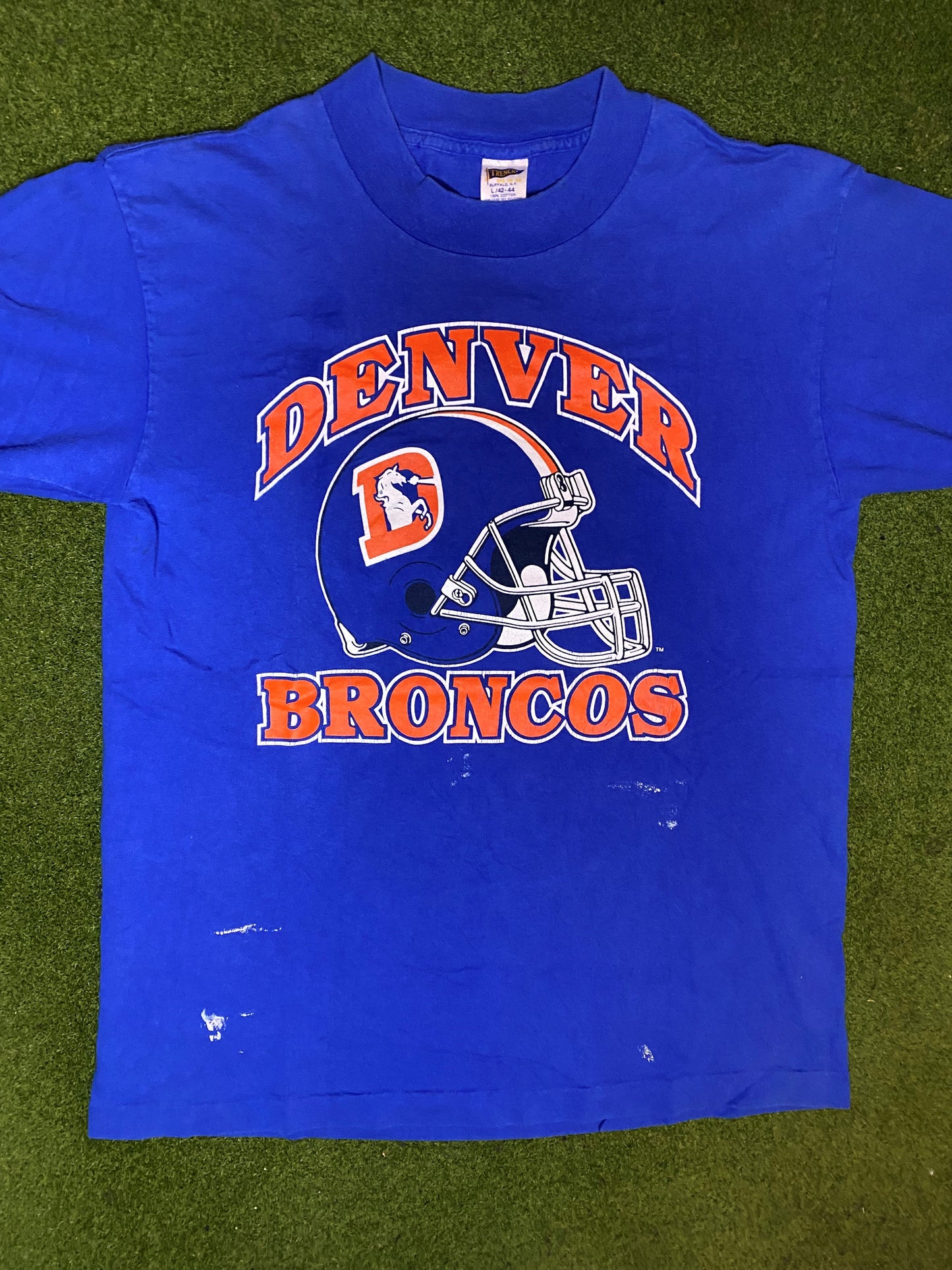 80s Denver Broncos - Vintage NFL T-Shirt (Large) - Gametime Vintage