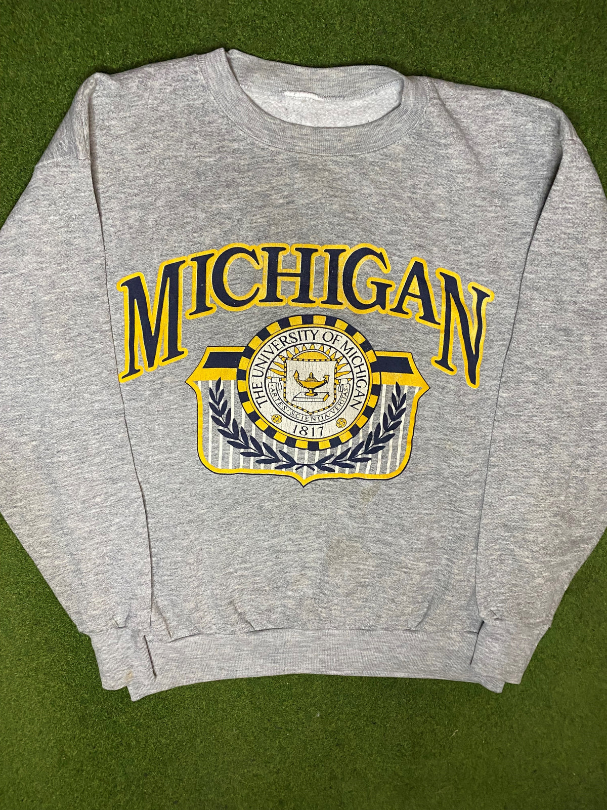 80s Michigan Wolverines - Vintage University Sweatshirt (Large) - Gametime Vintage