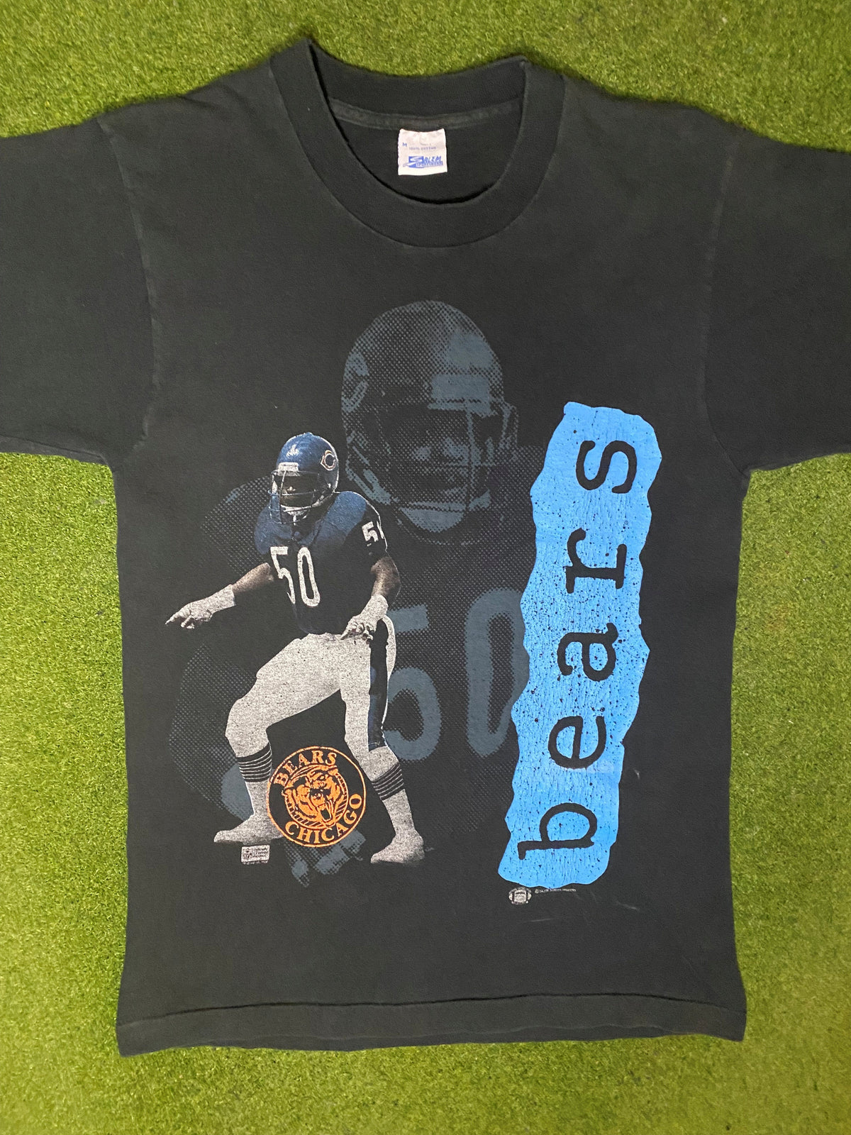 80s Chicago Bears - Mike Singletary - Vintage NFL Player T-Shirt (Medium) - Gametime Vintage