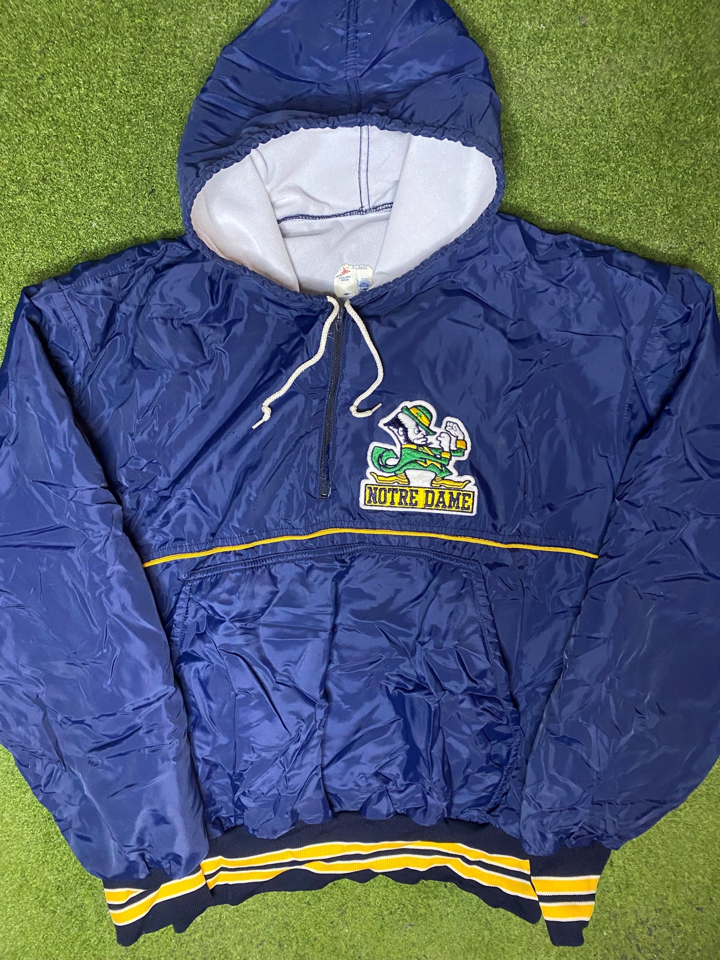 80s Notre Dame Fighting Irish - Vintage College Hoodie (XL) - Gametime Vintage