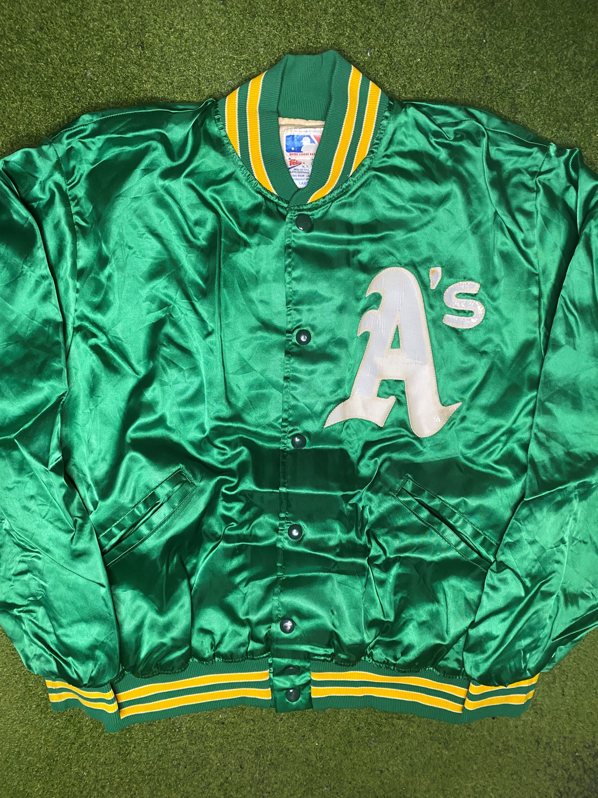 80s Oakland Athletics - Vintage MLB Bomber Jacket (Large) - Gametime Vintage