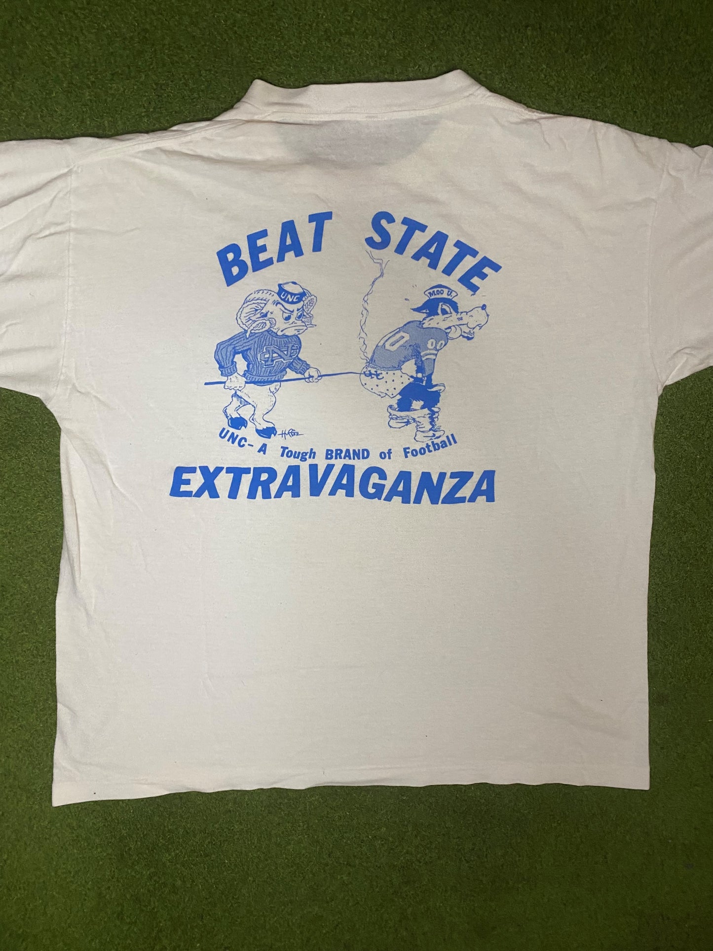 80s UNC Tar Heels - Beat State Extravaganza - Vintage College Football Long Sleeve (Large) - Gametime Vintage