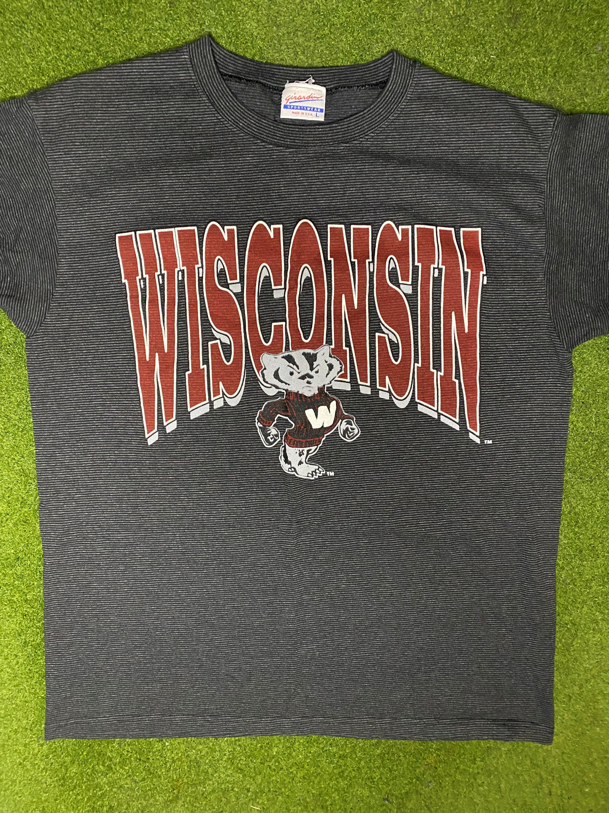 80s Wisconsin Badgers - Vintage College T Shirt (Large) - Gametime Vintage