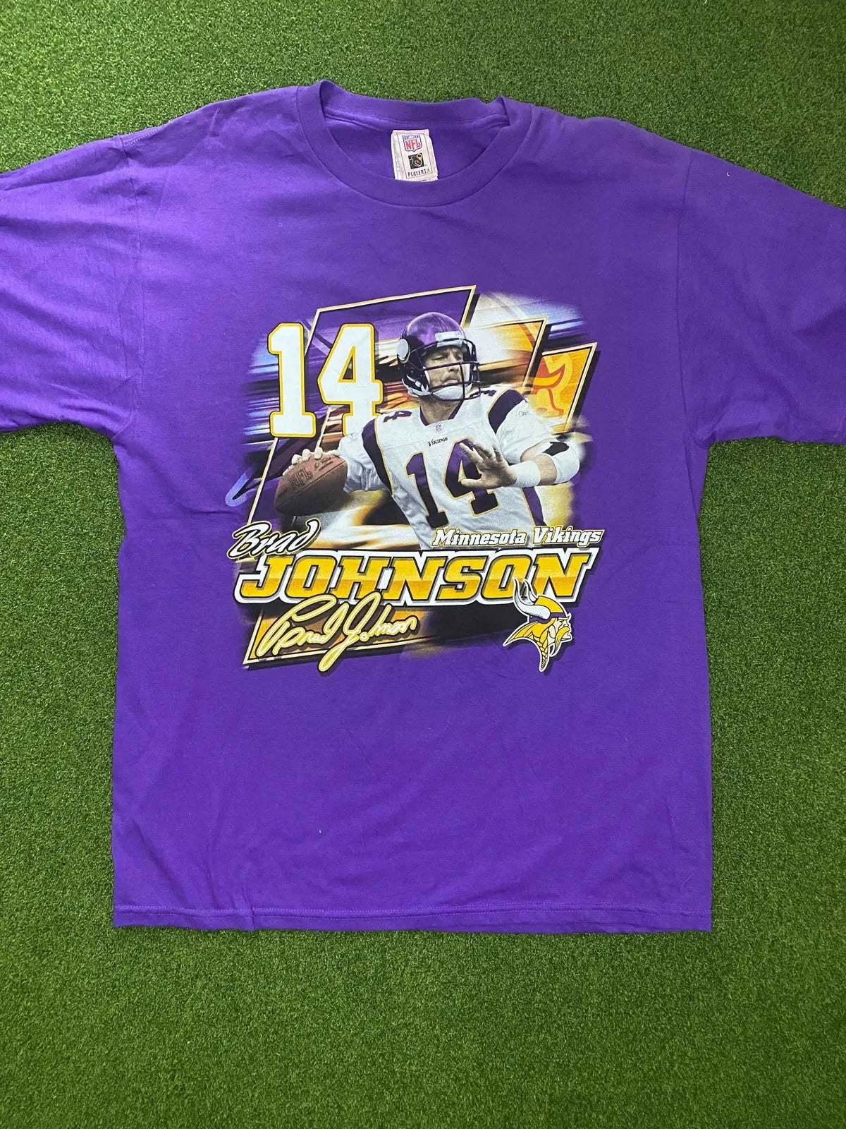 90s Minnesota Vikings - Brad Johnson - NWT - Vintage NFL Player Tee Shirt (Large) - Gametime Vintage