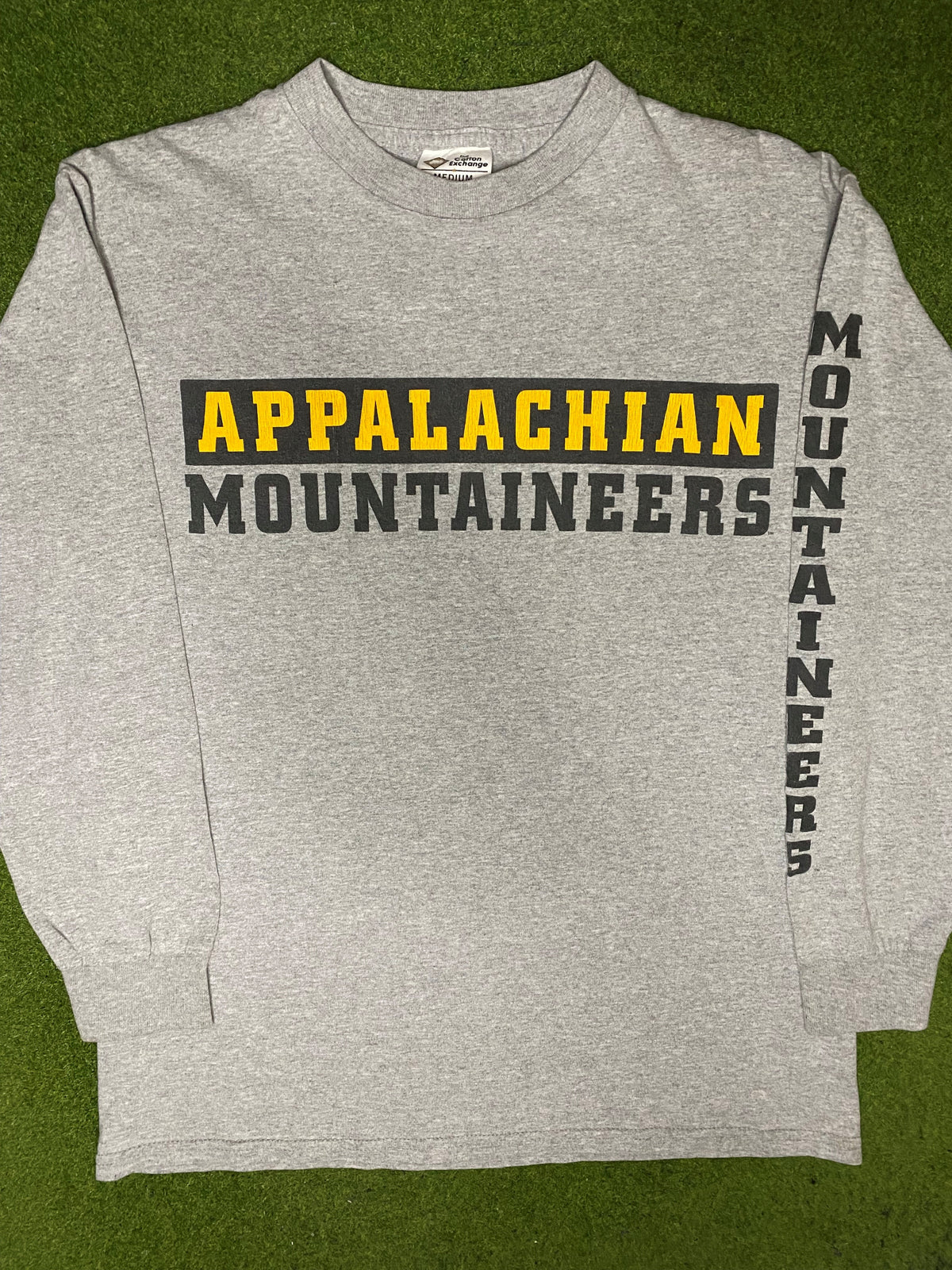 90s Appalachian State Mountaineers - Vintage College Long Sleeve (Medium) - Gametime Vintage
