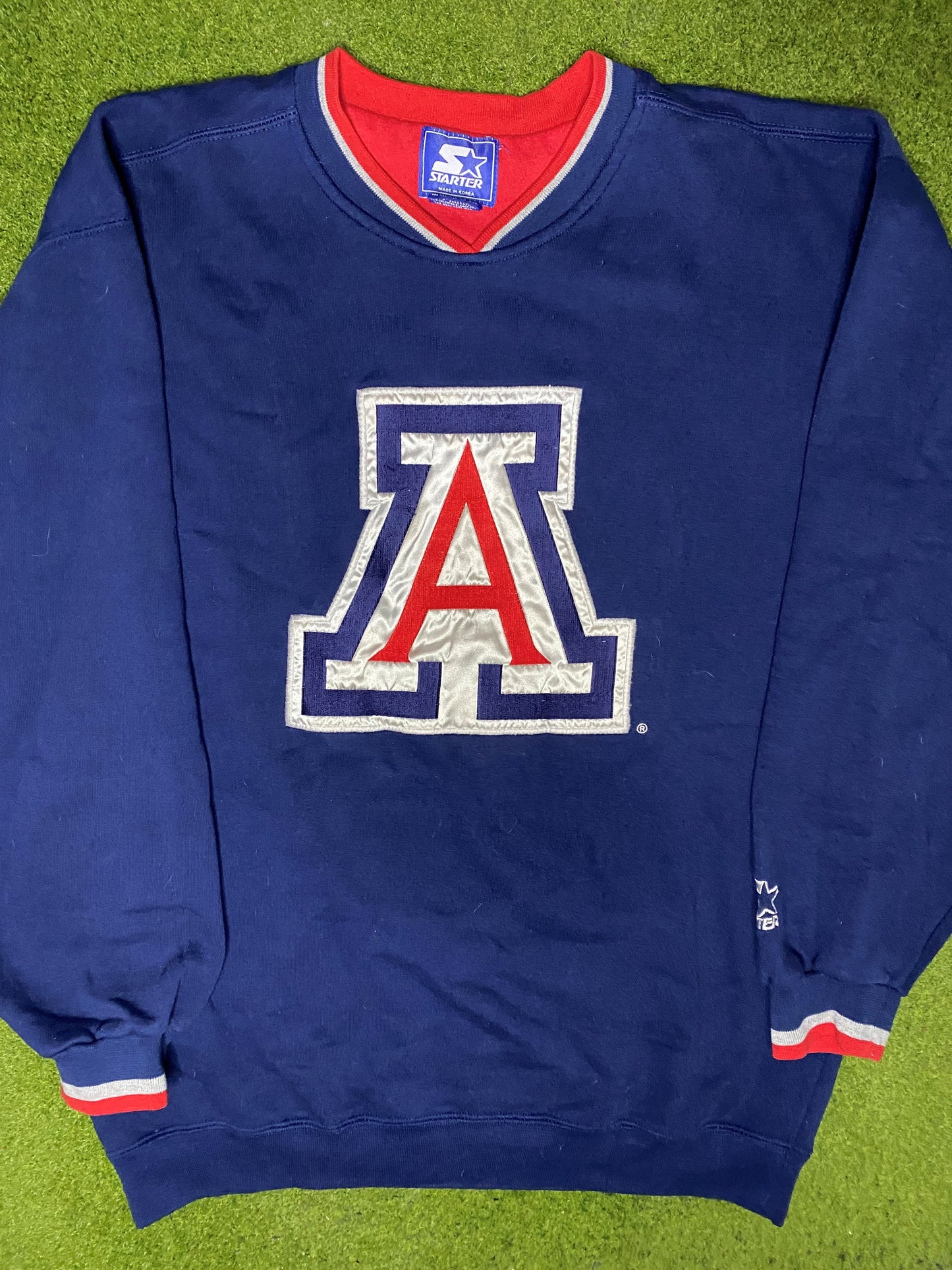 90s Arizona Wildcats - Vintage College Sweatshirt (Large) - Gametime Vintage