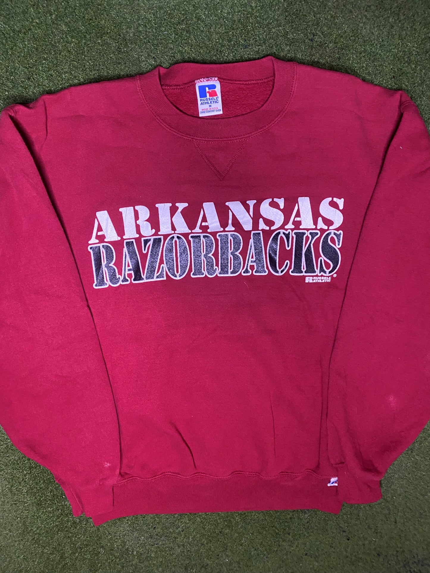 90s Arkansas Razorbacks - Vintage College Sweatshirt (Medium) - Gametime Vintage