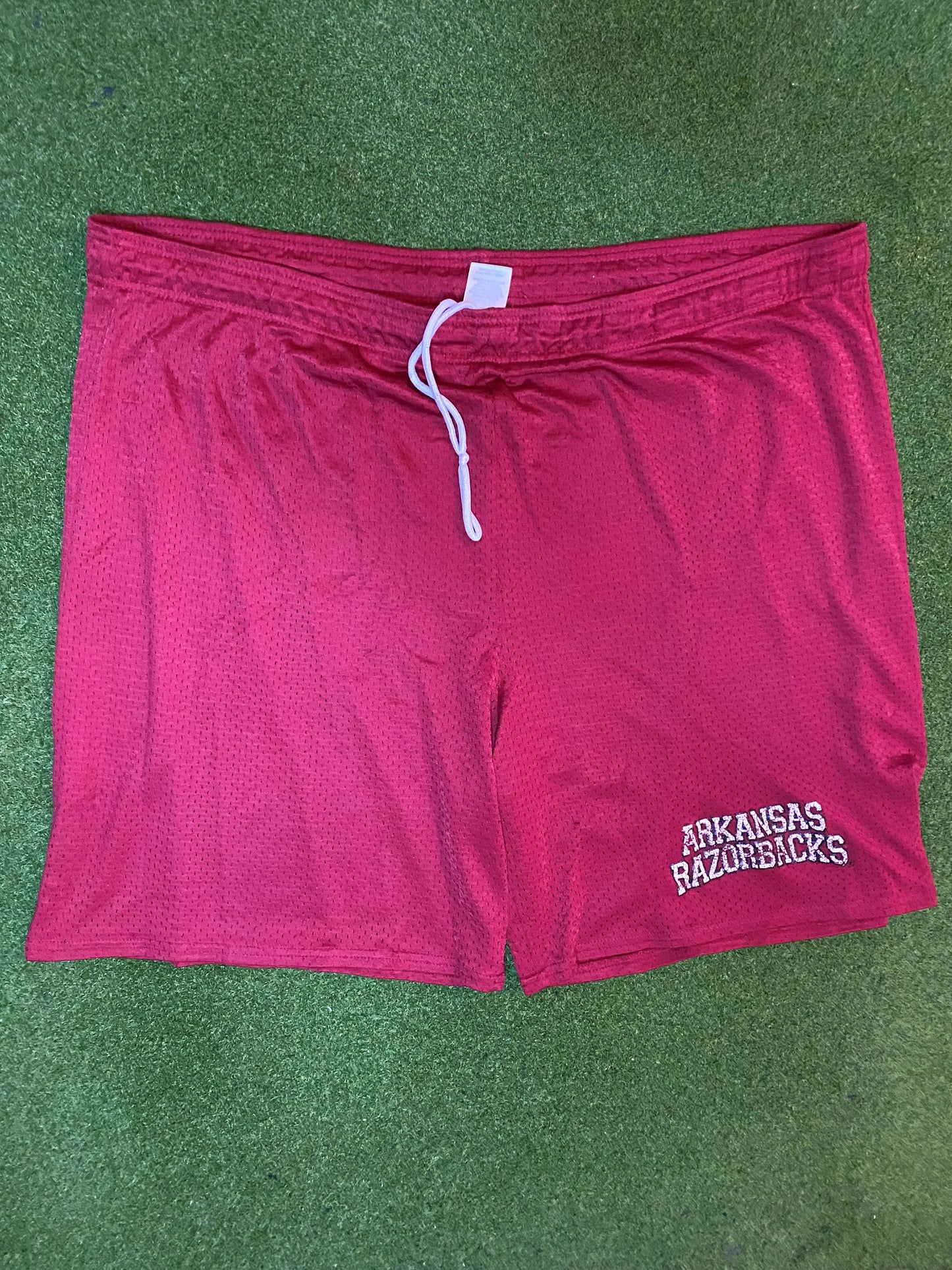 90s Arkansas Razorbacks - Vintage College Shorts (XL) - Gametime Vintage