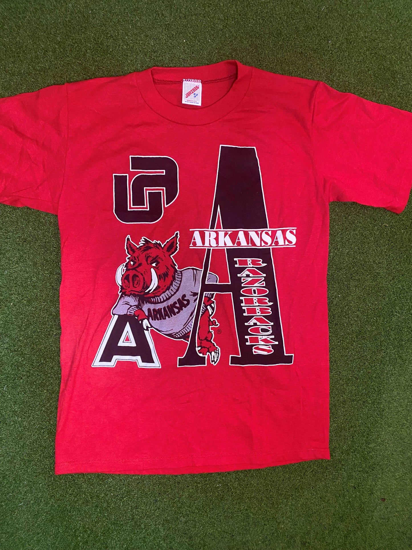 90s Arkansas Razorbacks - Vintage College Tee Shirt (Medium) - Gametime Vintage