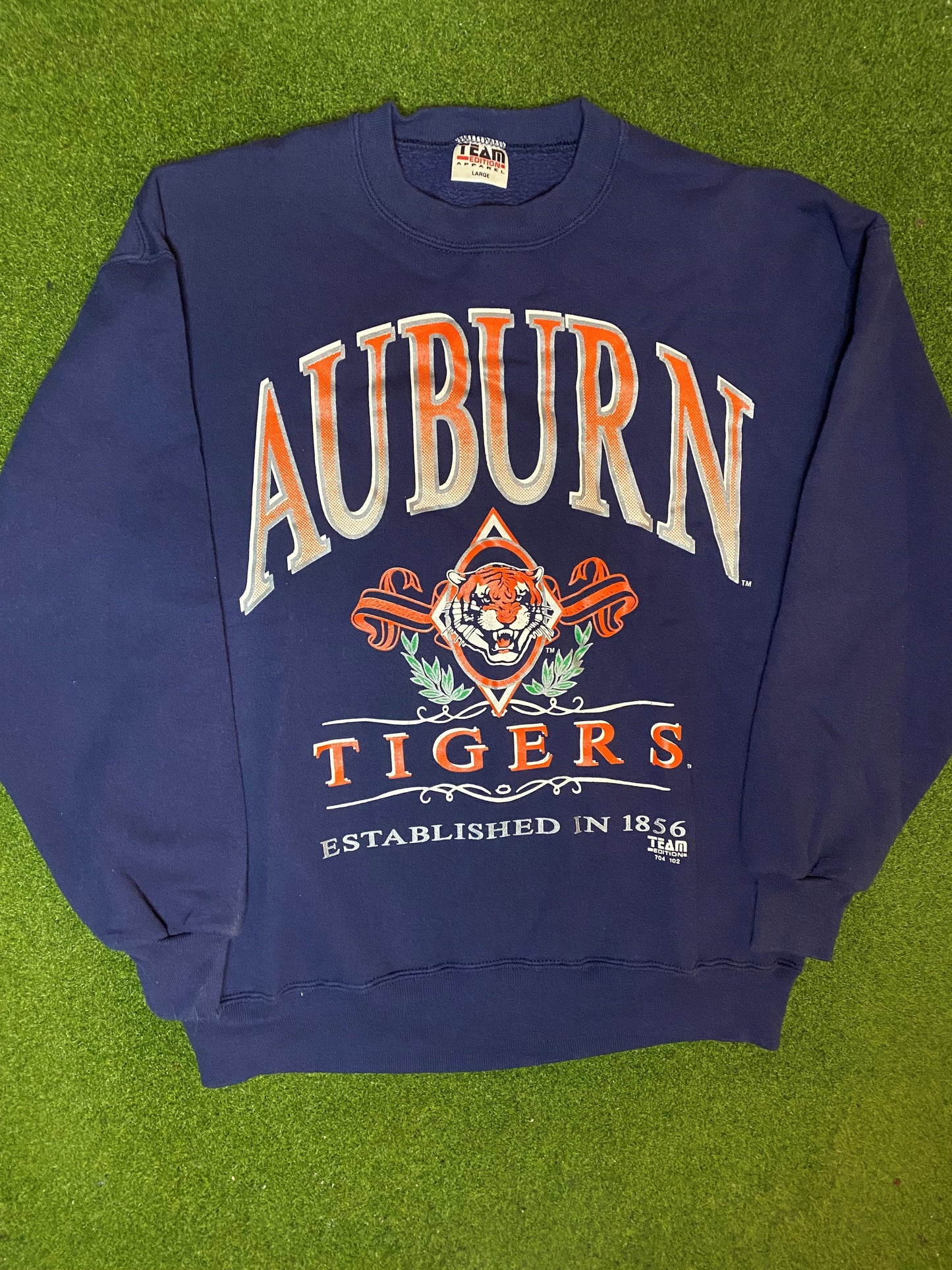 90s Auburn Tigers - Vintage College Crewneck Sweatshirt (Large) - Gametime Vintage