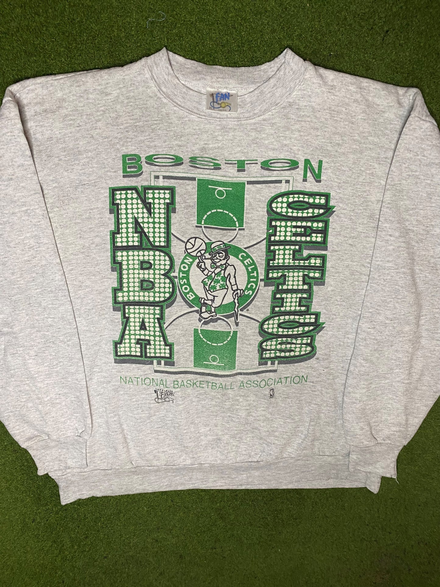 90s Boston Celtics - Vintage NBA Sweatshirt (XL) - Gametime Vintage