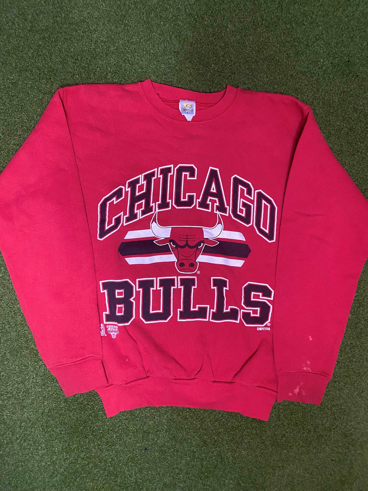 90s Chicago Bulls - Vintage NBA Crewneck Sweatshirt (Medium) - Gametime Vintage