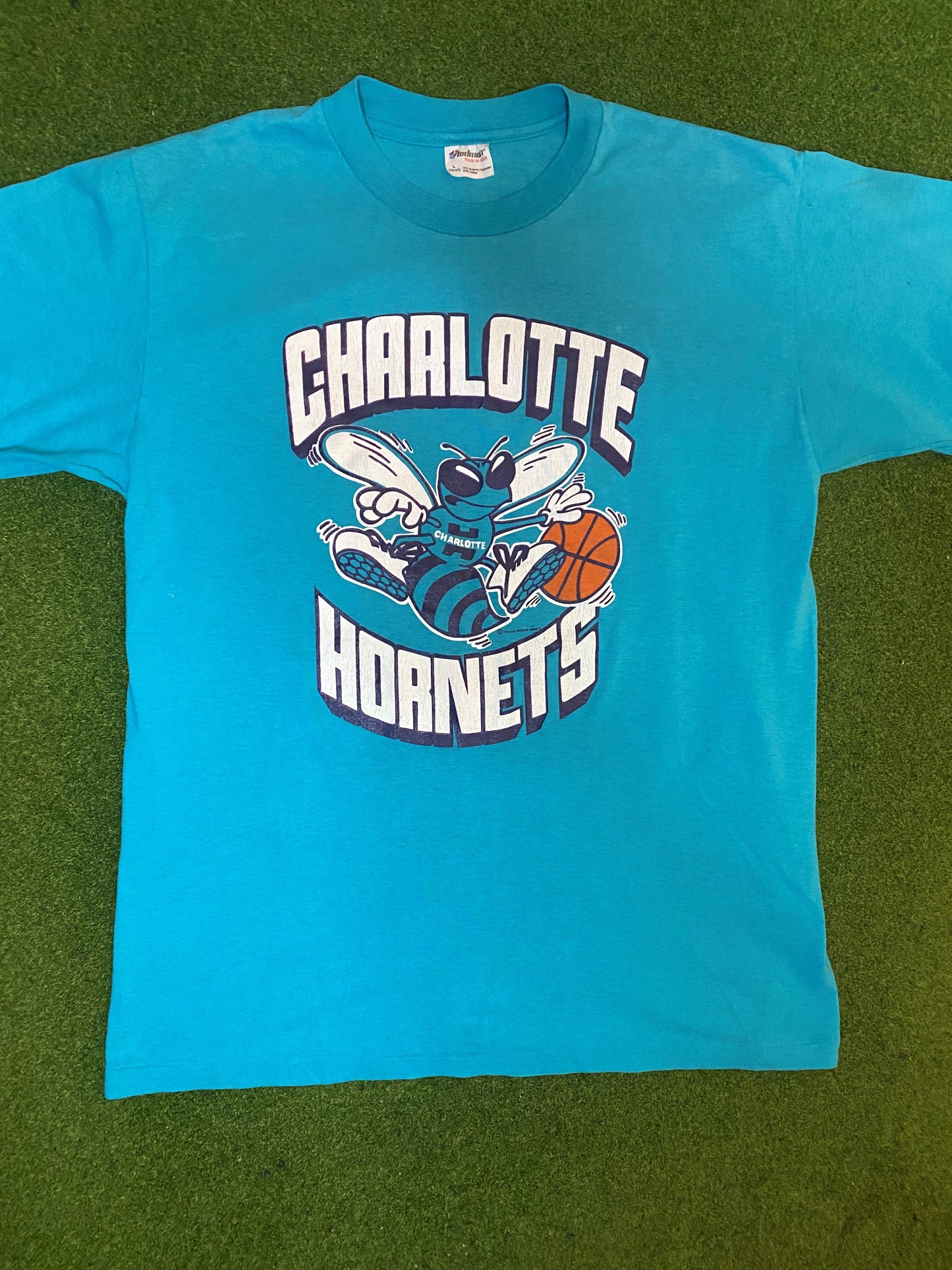 90s Charlotte Hornets - Vintage NBA T-Shirt (Large) - Gametime Vintage