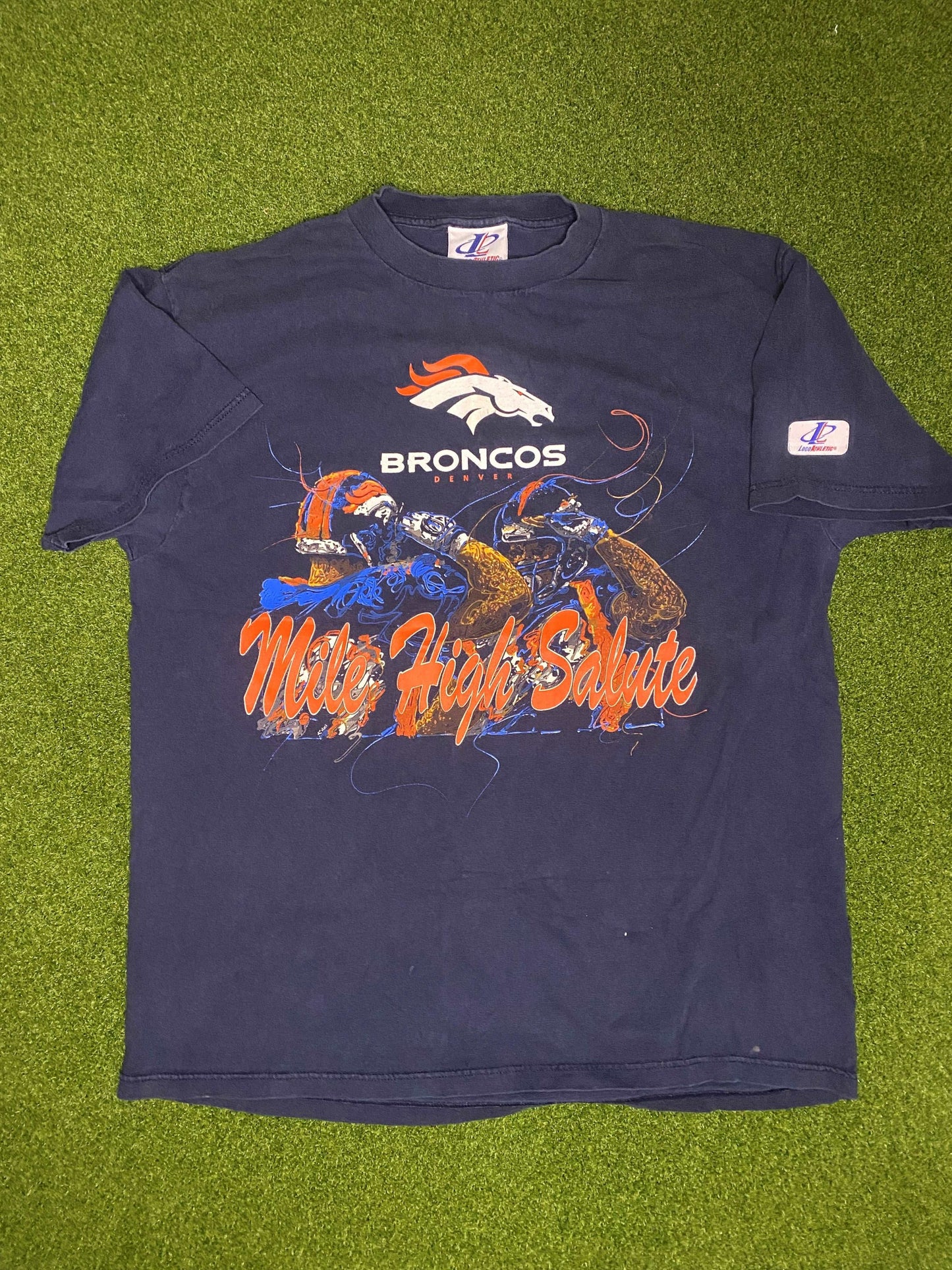 90s Denver Broncos - Mile High Salute - Vintage NFL Tee Shirt (Large) - Gametime Vintage