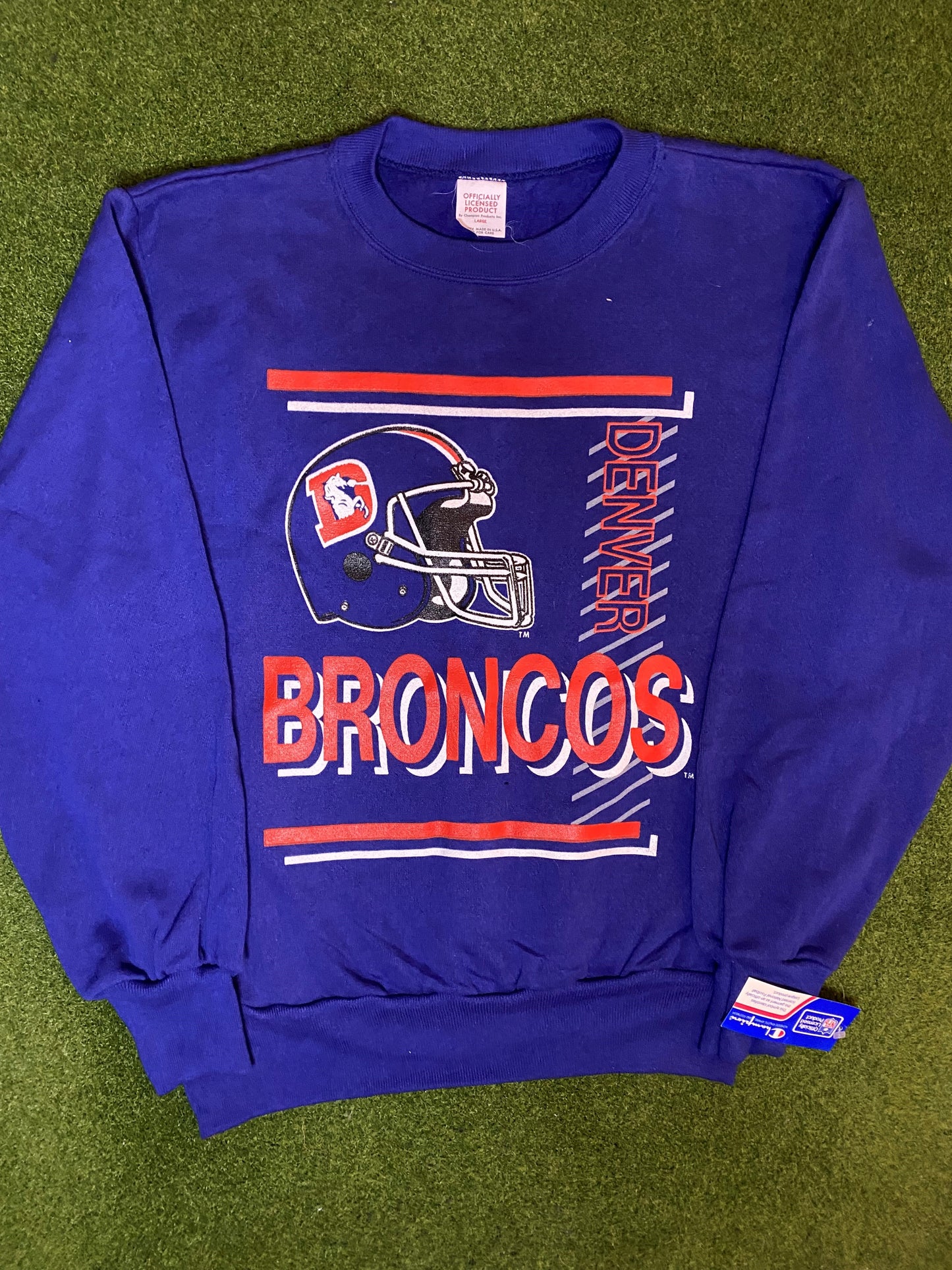 90s Denver Broncos - NWT - Vintage NFL Crewneck Sweatshirt (Large) - Gametime Vintage