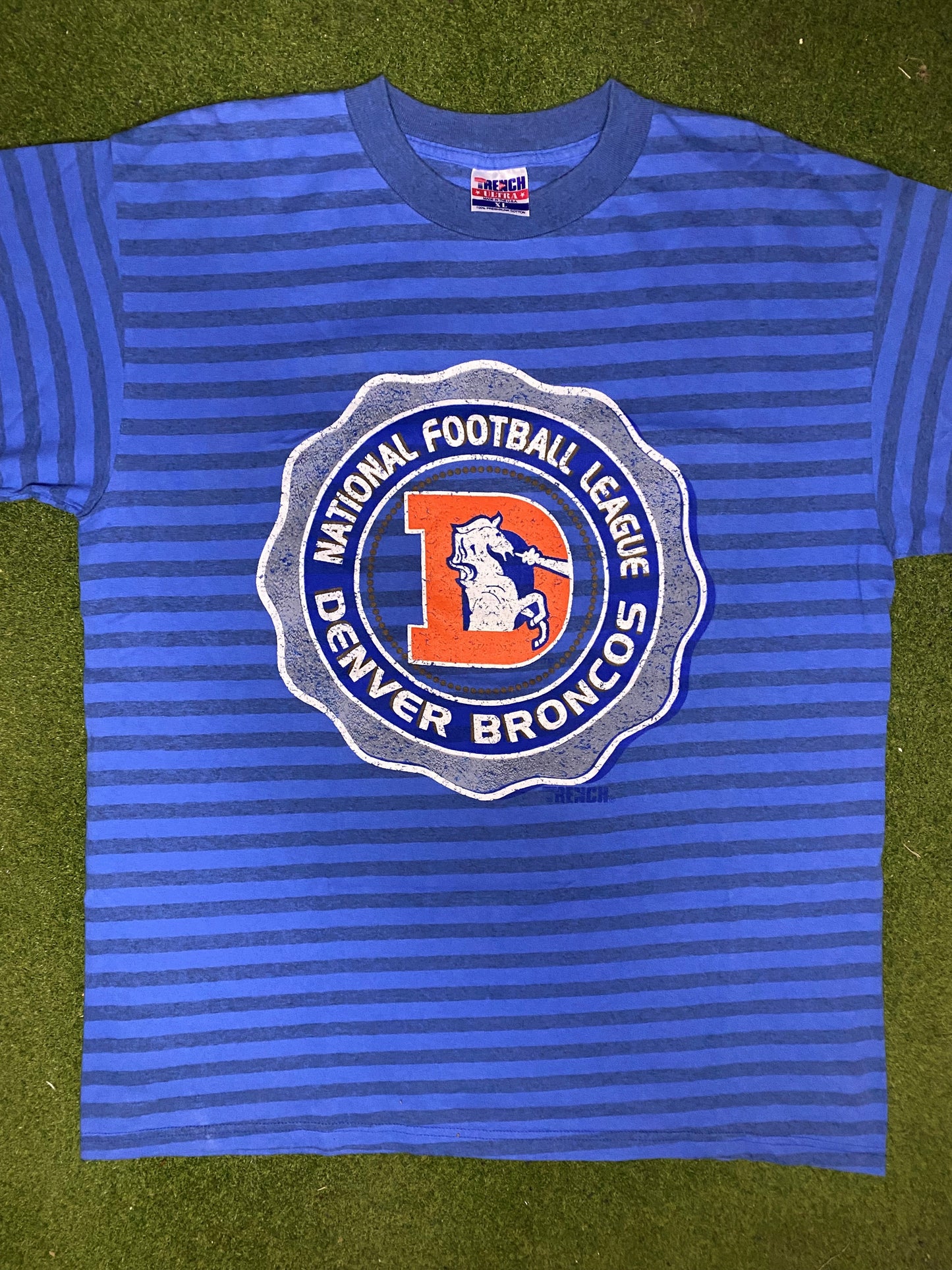 90s Denver Broncos - Vintage NFL T-Shirt (XL) - Gametime Vintage
