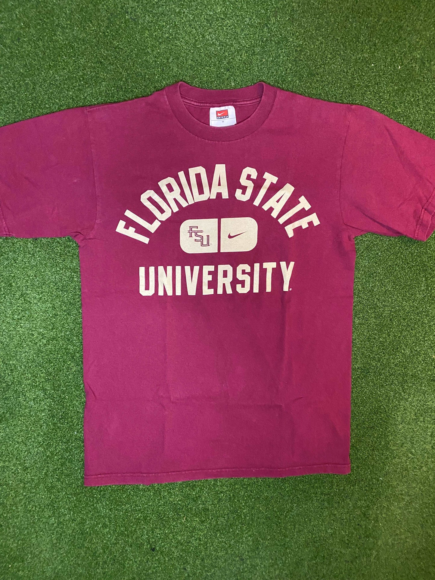 90s Florida State University Seminoles - Nike - Vintage College Tee Shirt (Small) - Gametime Vintage