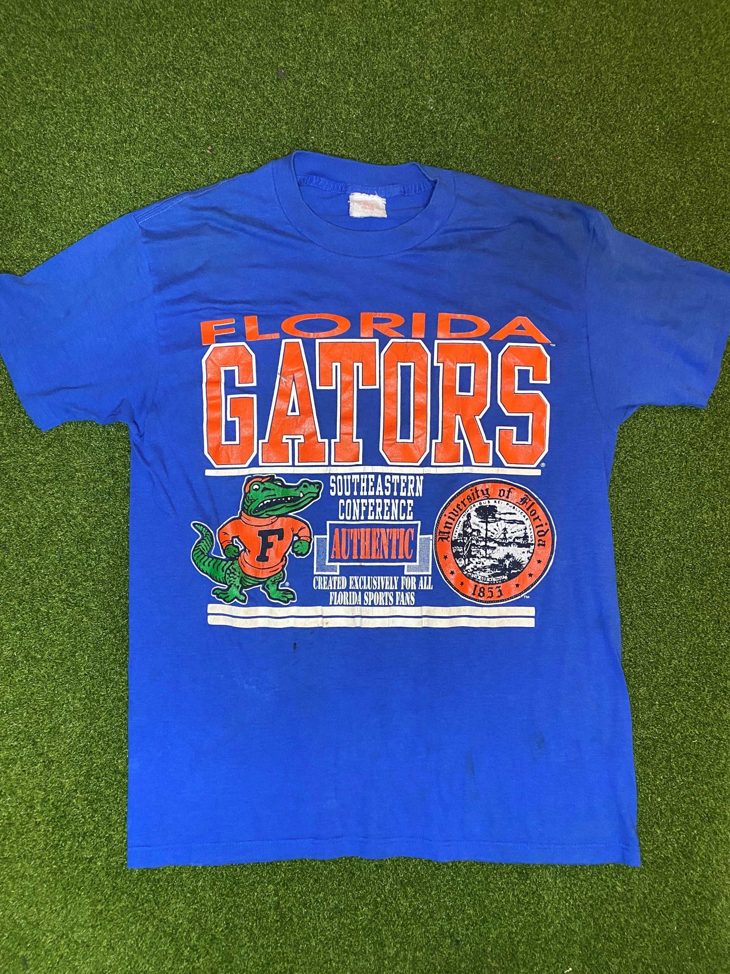 90s Florida Gaters - Vintage College Tee Shirt (Large) - Gametime Vintage