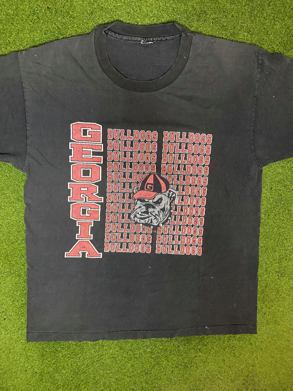 90s Georgia Bulldogs - Vintage College T-Shirt (Large) - Gametime Vintage