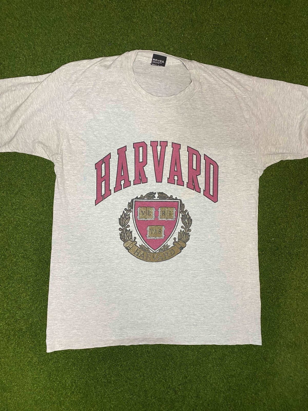 90s Harvard Crimson - Vintage Ivy League Tee Shirt (Large) - Gametime Vintage