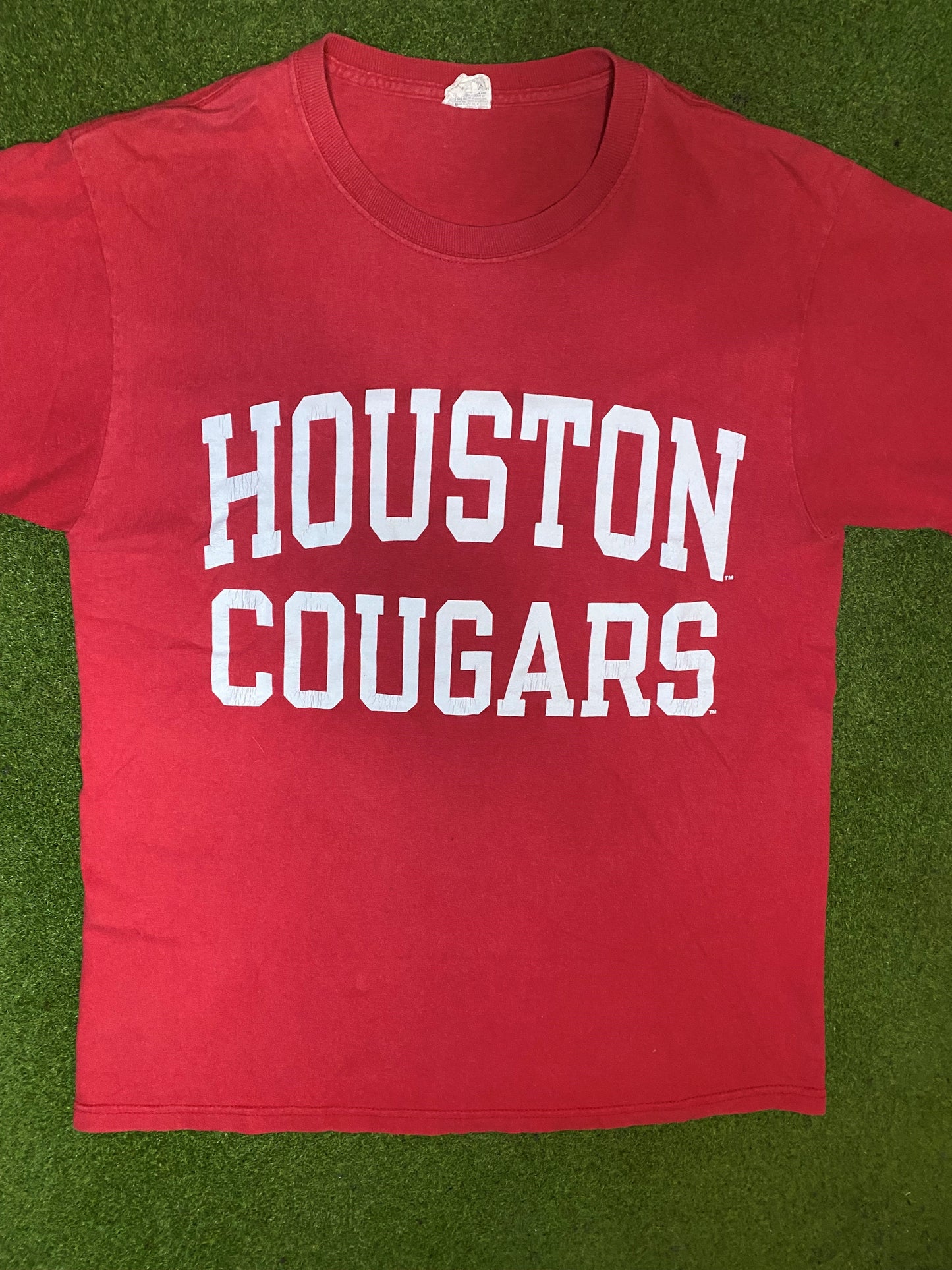 90s Houston Cougars - Vintage College T-Shirt (Medium) - Gametime Vintage