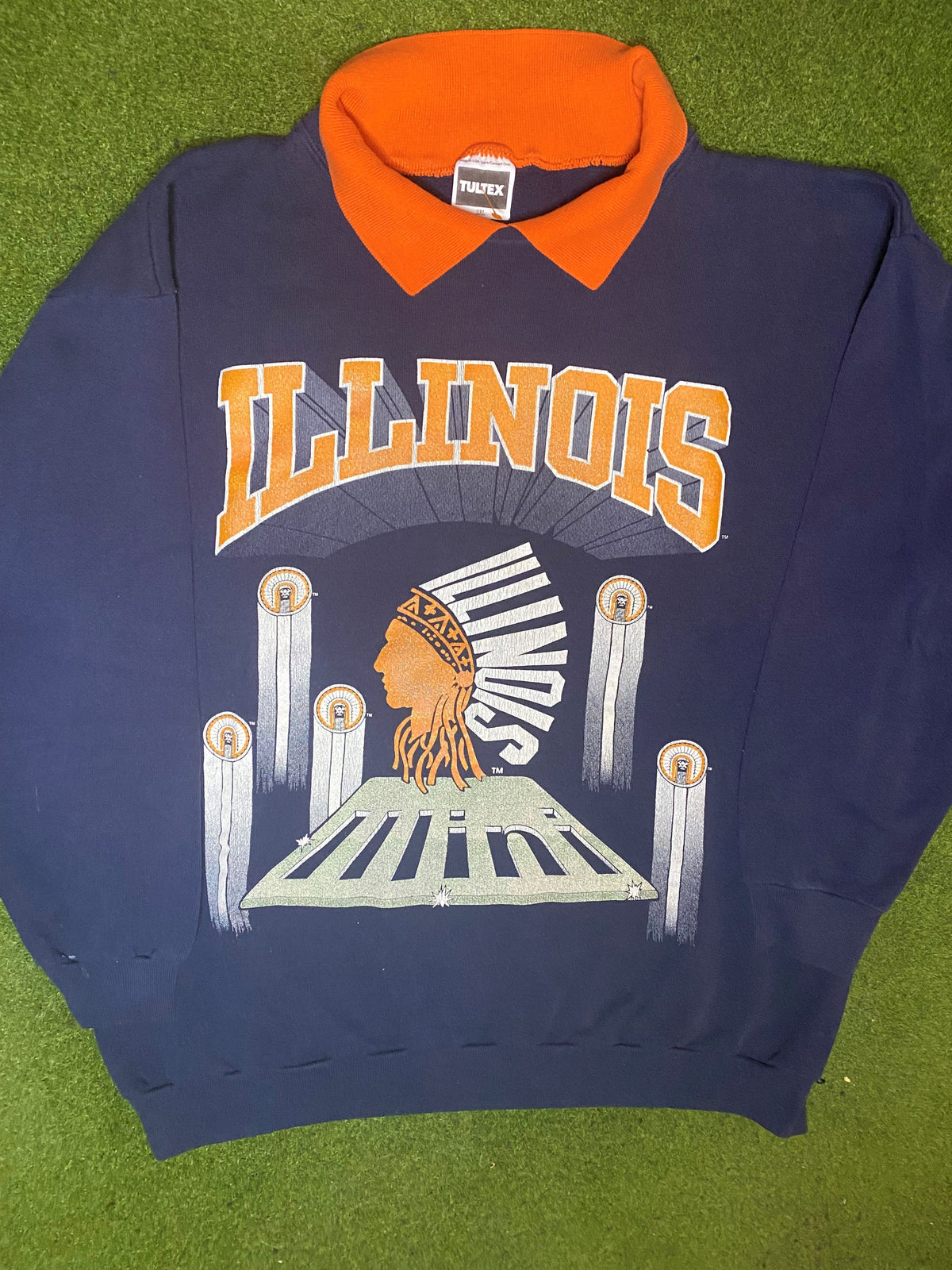90s Illinois Fighting Illini - Vintage College Sweatshirt (2XL) - Gametime Vintage