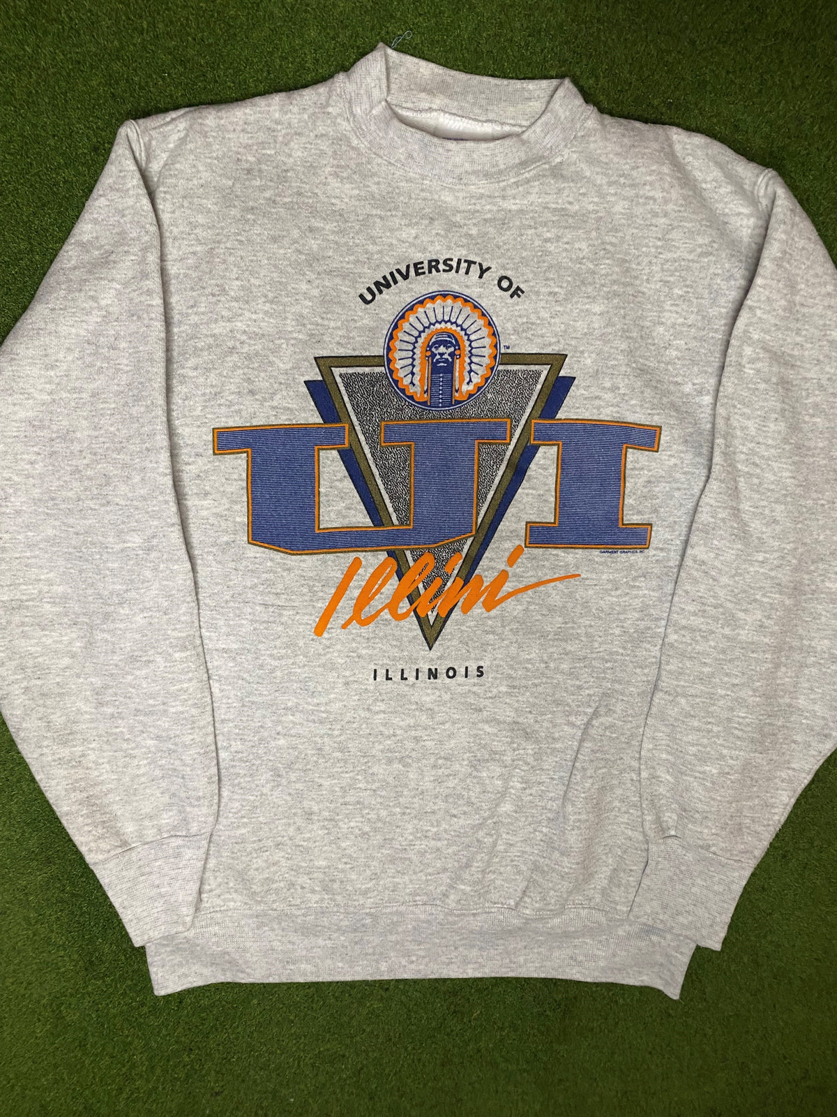 90s Illinois Fighting Illini - Vintage College Sweatshirt (Medium) - Gametime Vintage