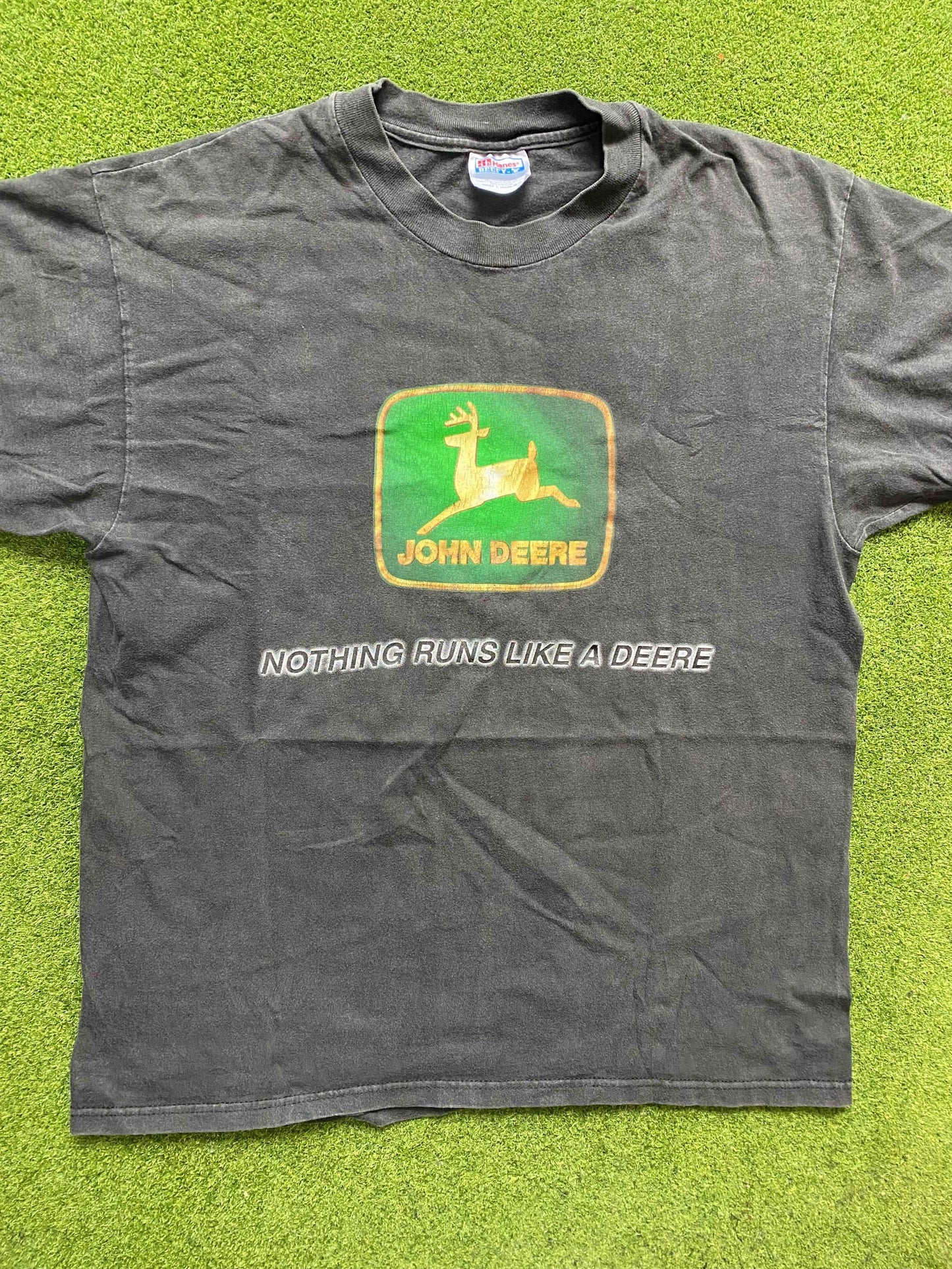 90s John Deere - Nothing Runs Like A Deere - Vintage T-Shirt (Large) - Gametime Vintage