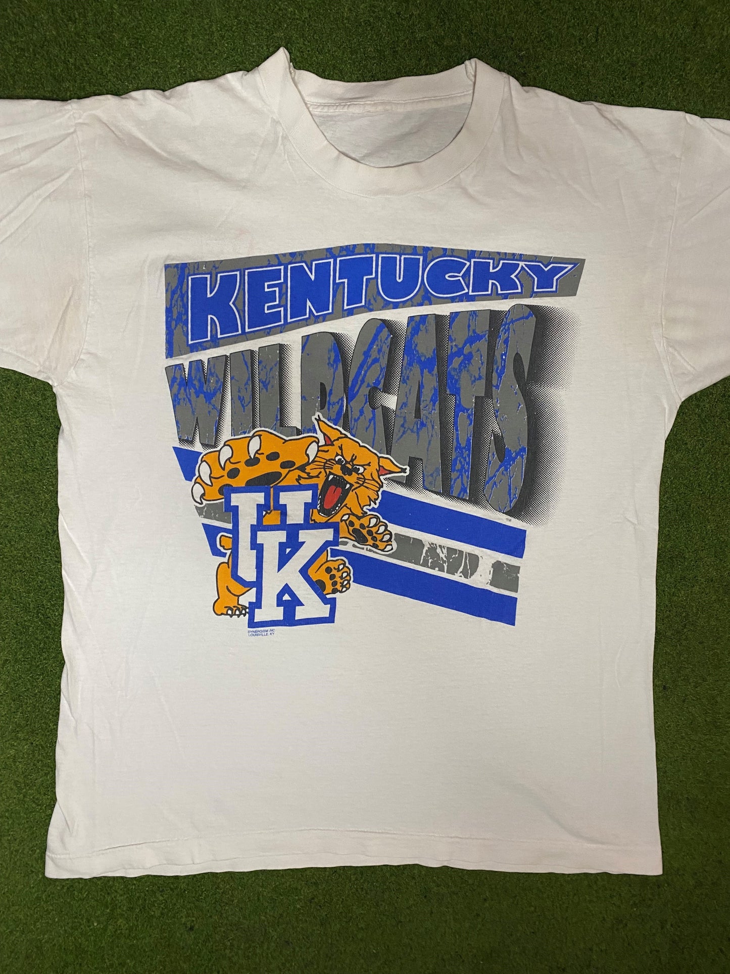 90s Kentucky Wildcats - Vintage College T-Shirt (Large) - Gametime Vintage