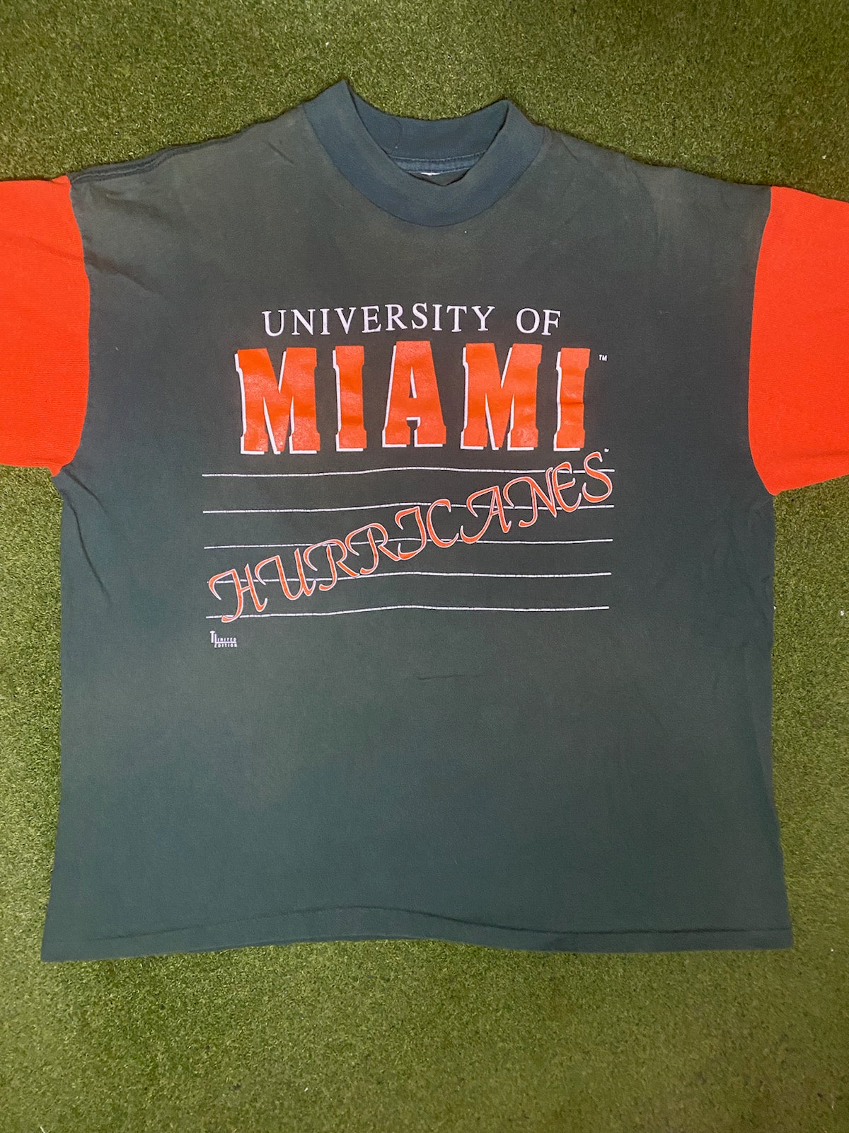 90s Miami Hurricanes - Vintage University T-Shirt (Large) - Gametime Vintage